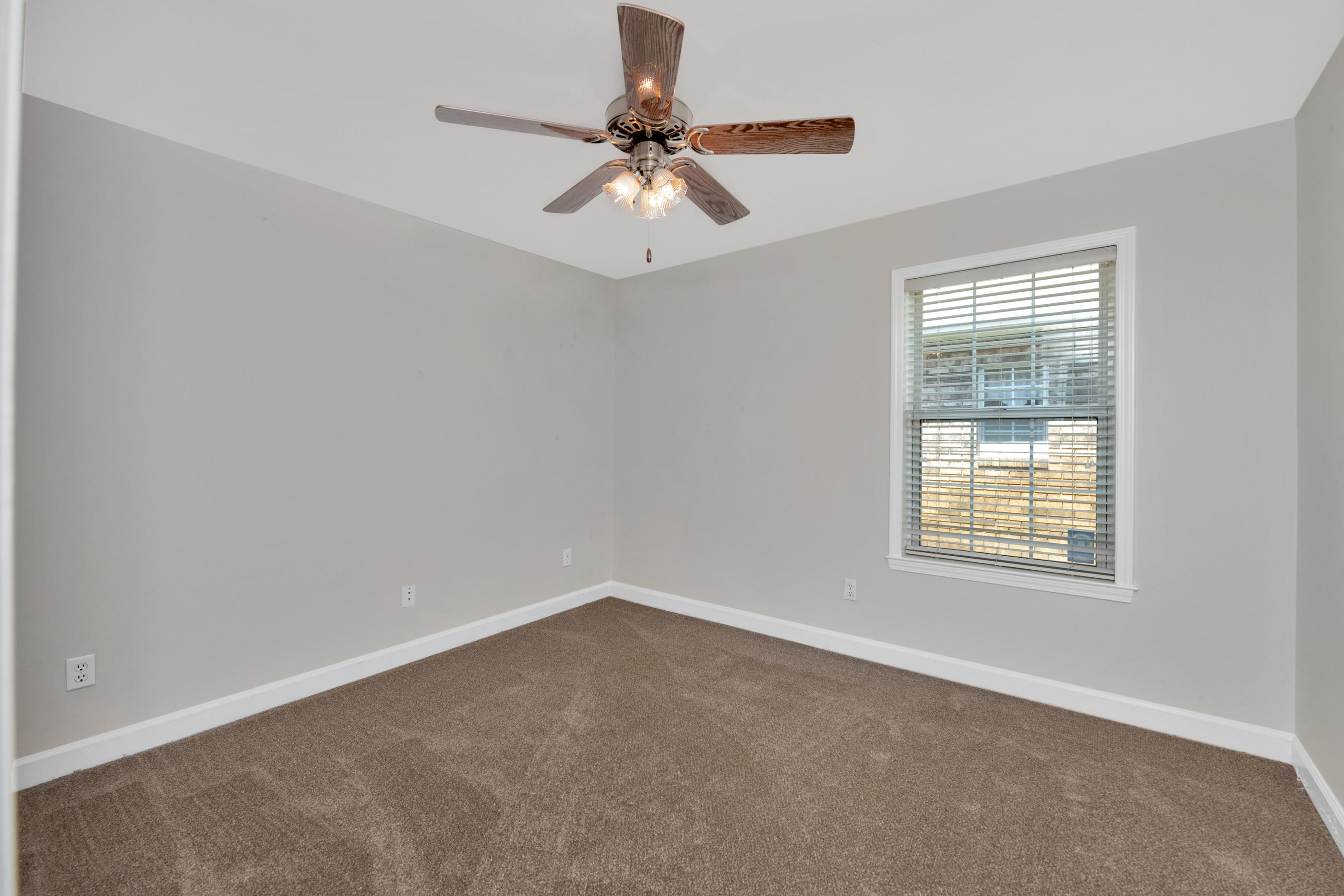 SHALIMAR POINTE S/D - Residential