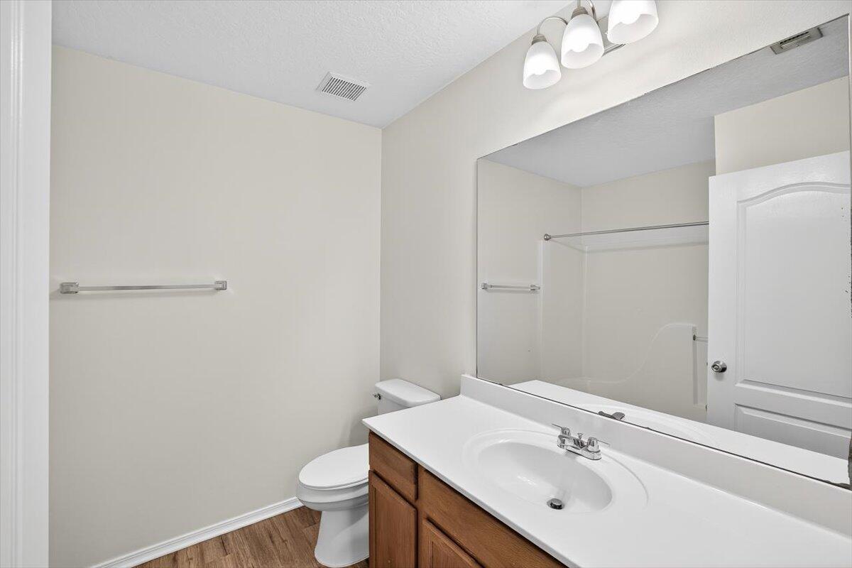 SHAY LIN TOWNHOMES - Residential