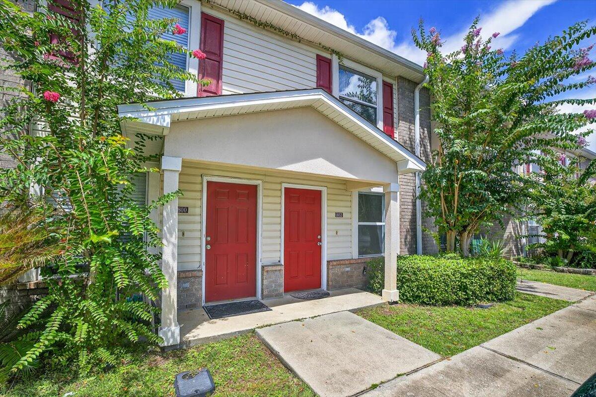 SHAY LIN TOWNHOMES - Residential