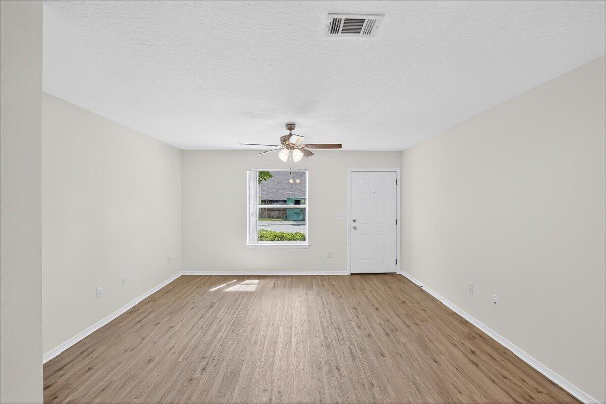 SHAY LIN TOWNHOMES - Residential