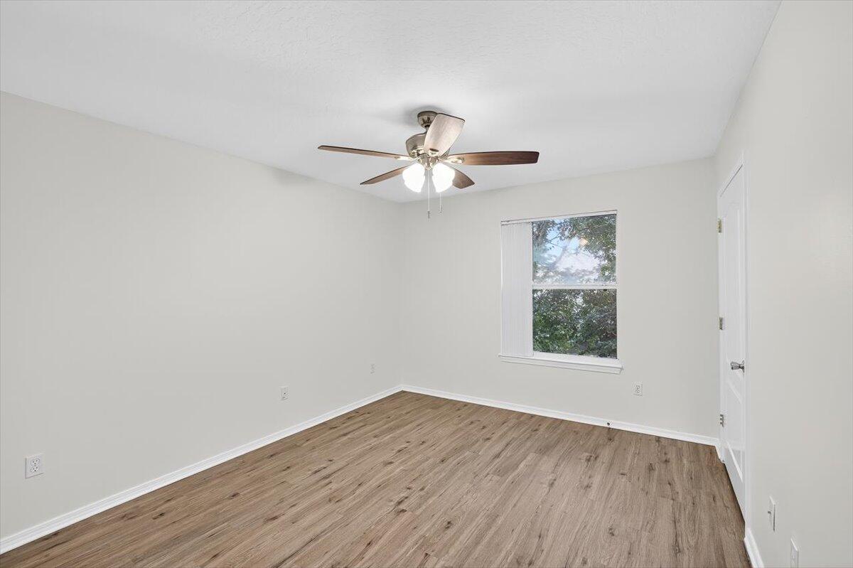 SHAY LIN TOWNHOMES - Residential