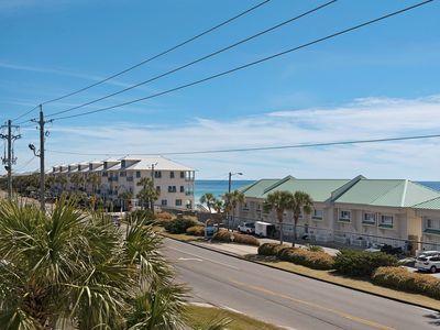 Royal Seaesta - Residential