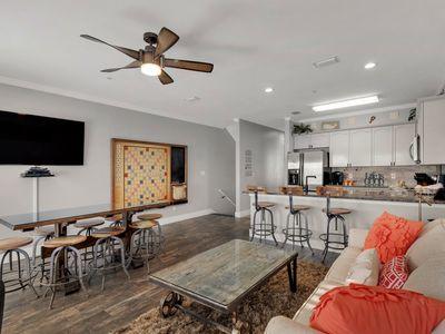 Royal Seaesta - Residential