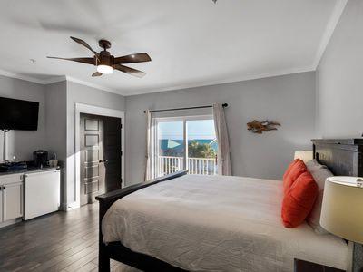 Royal Seaesta - Residential