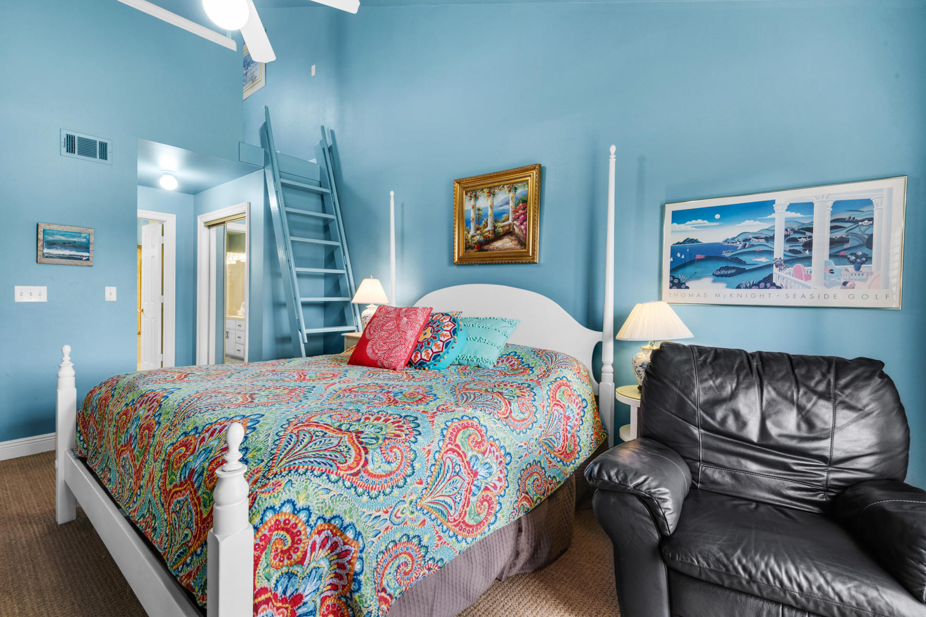 VANTAGE POINTE - Residential