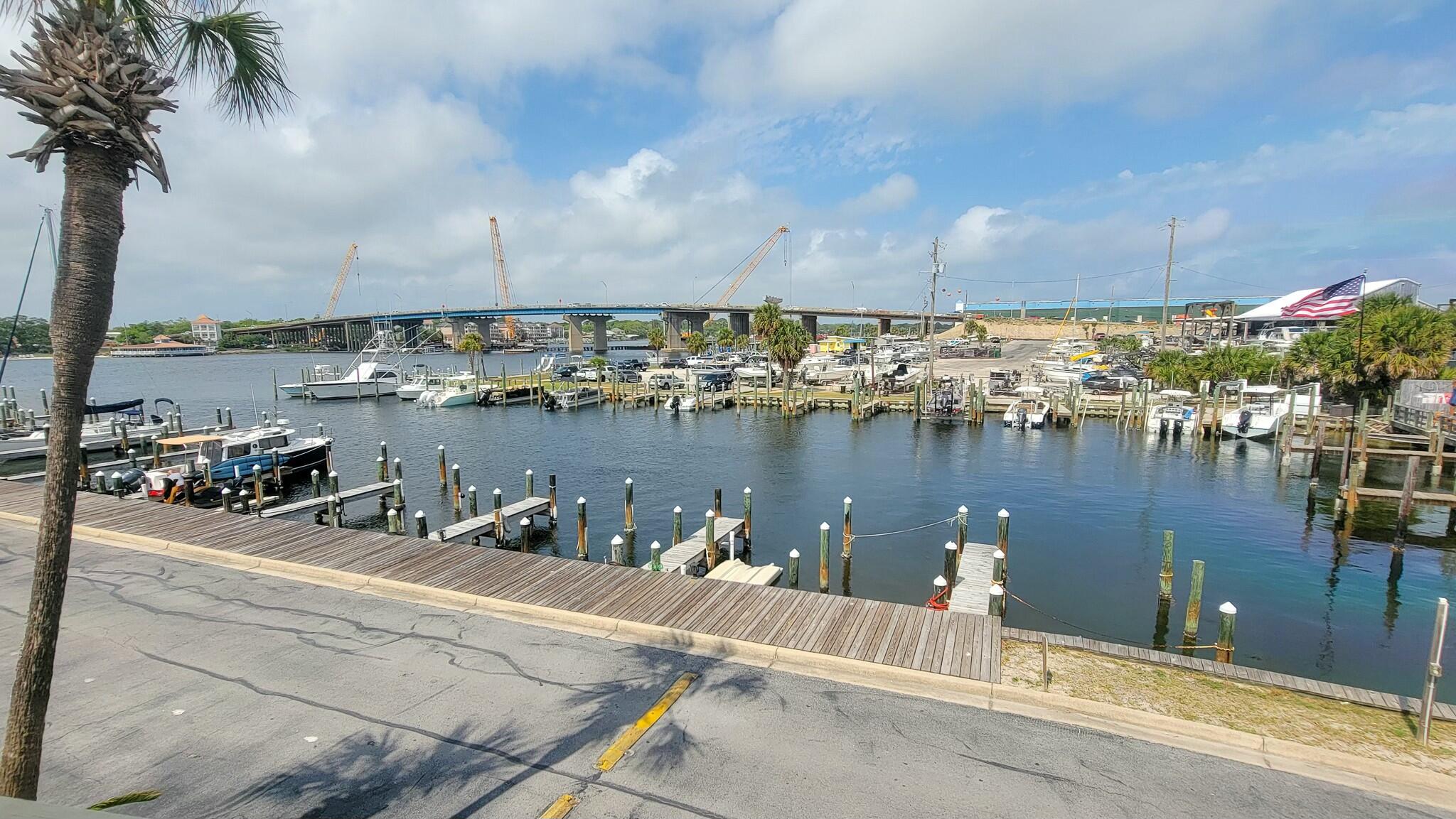 CLIPPER COVE T/H - Residential