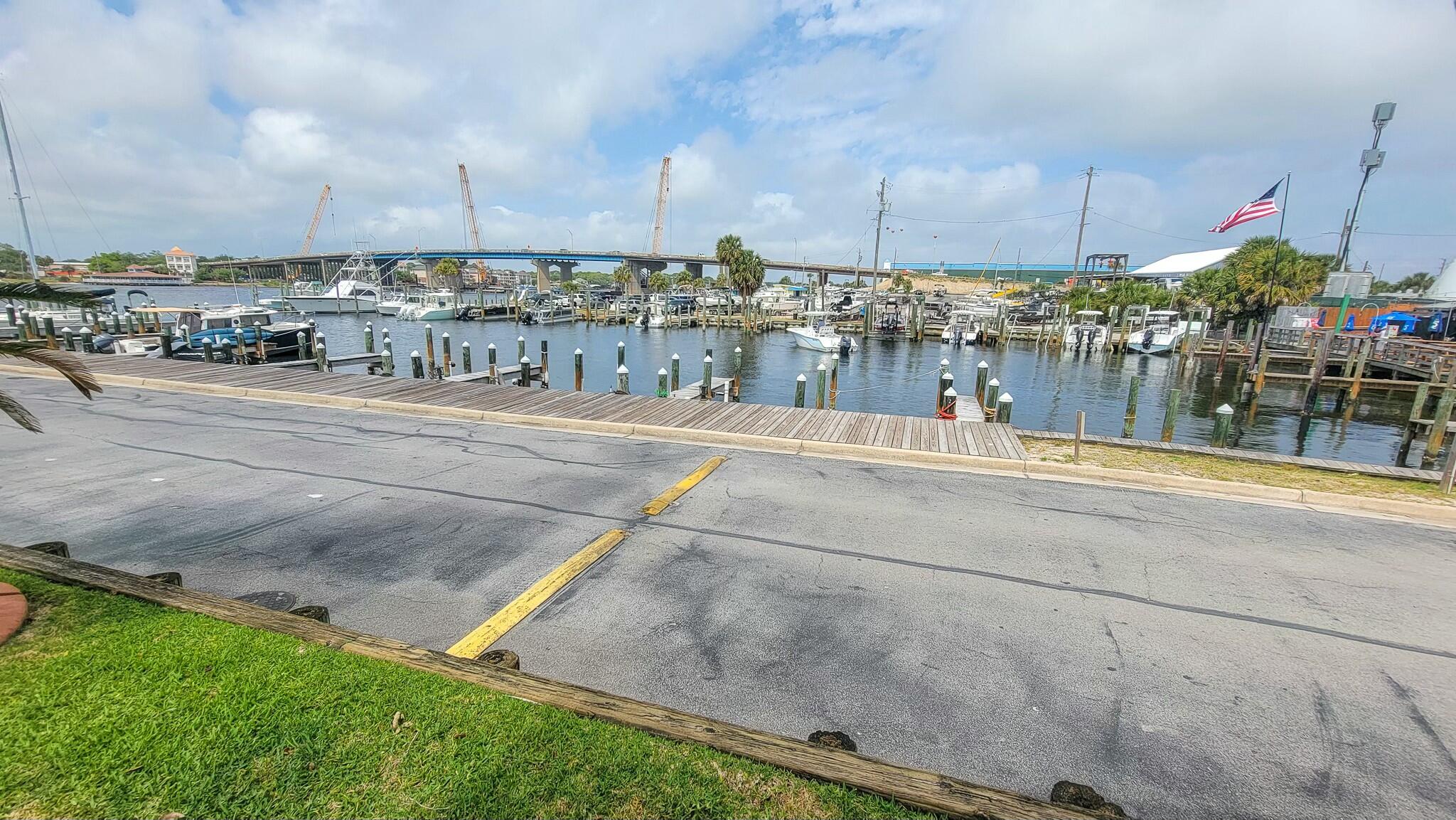CLIPPER COVE T/H - Residential
