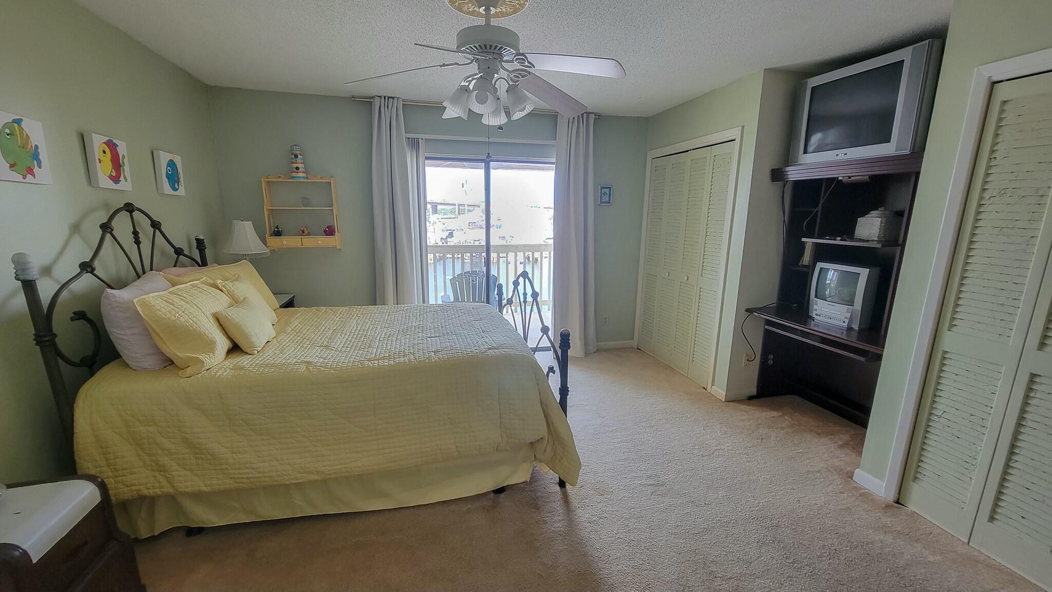 CLIPPER COVE T/H - Residential