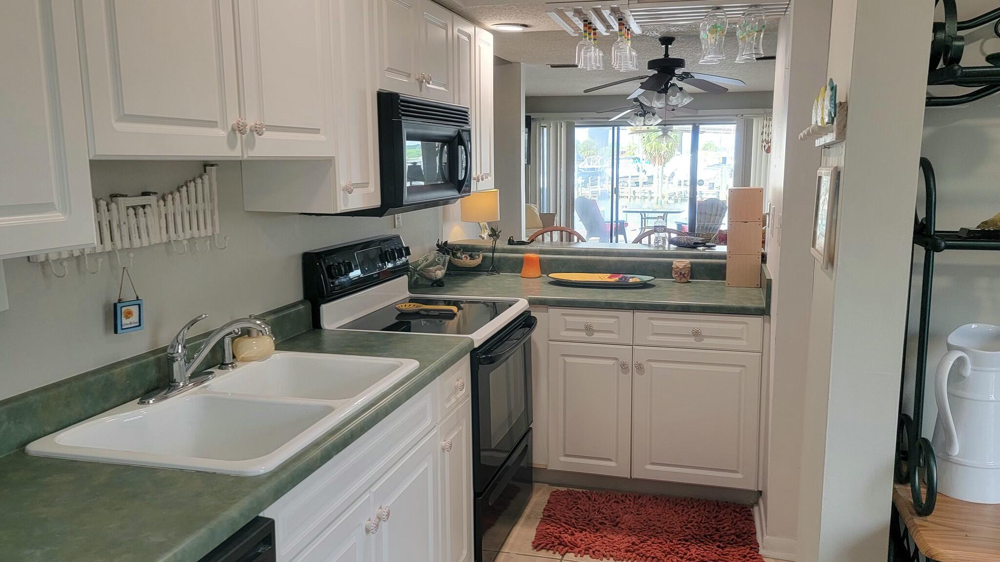 CLIPPER COVE T/H - Residential