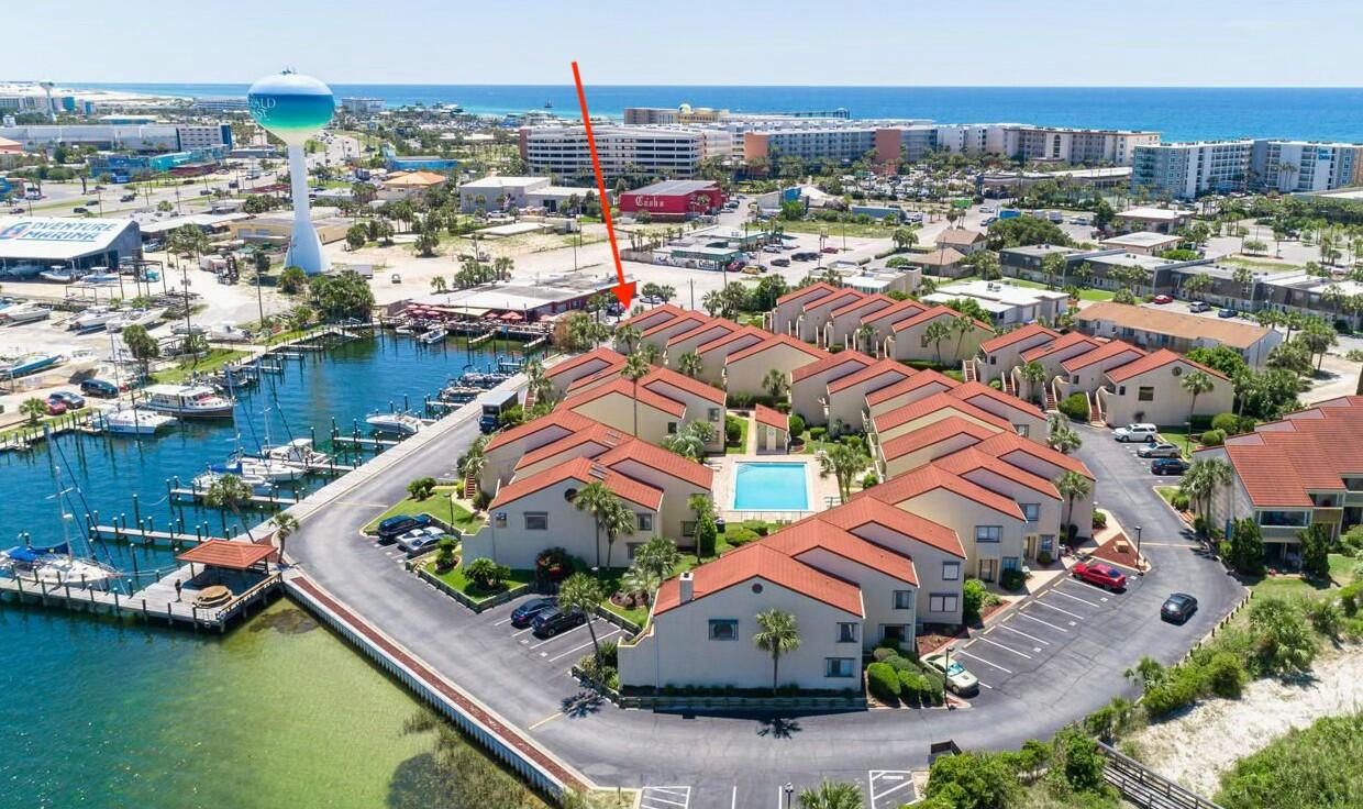 CLIPPER COVE T/H - Residential