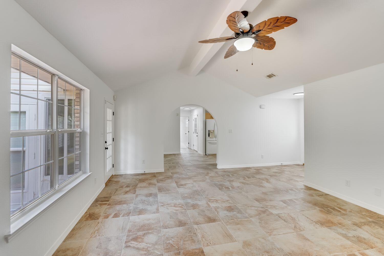 ROLLING HILLS ESTATES - Residential