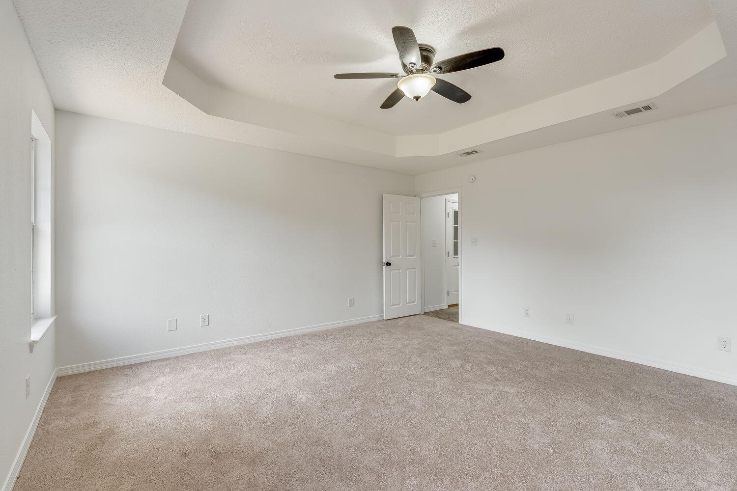 ROLLING HILLS ESTATES - Residential