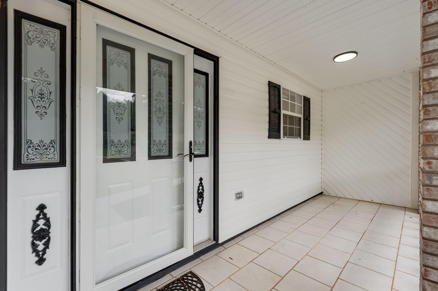 ROLLING HILLS ESTATES - Residential