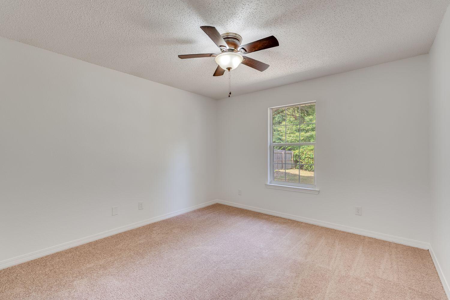 ROLLING HILLS ESTATES - Residential