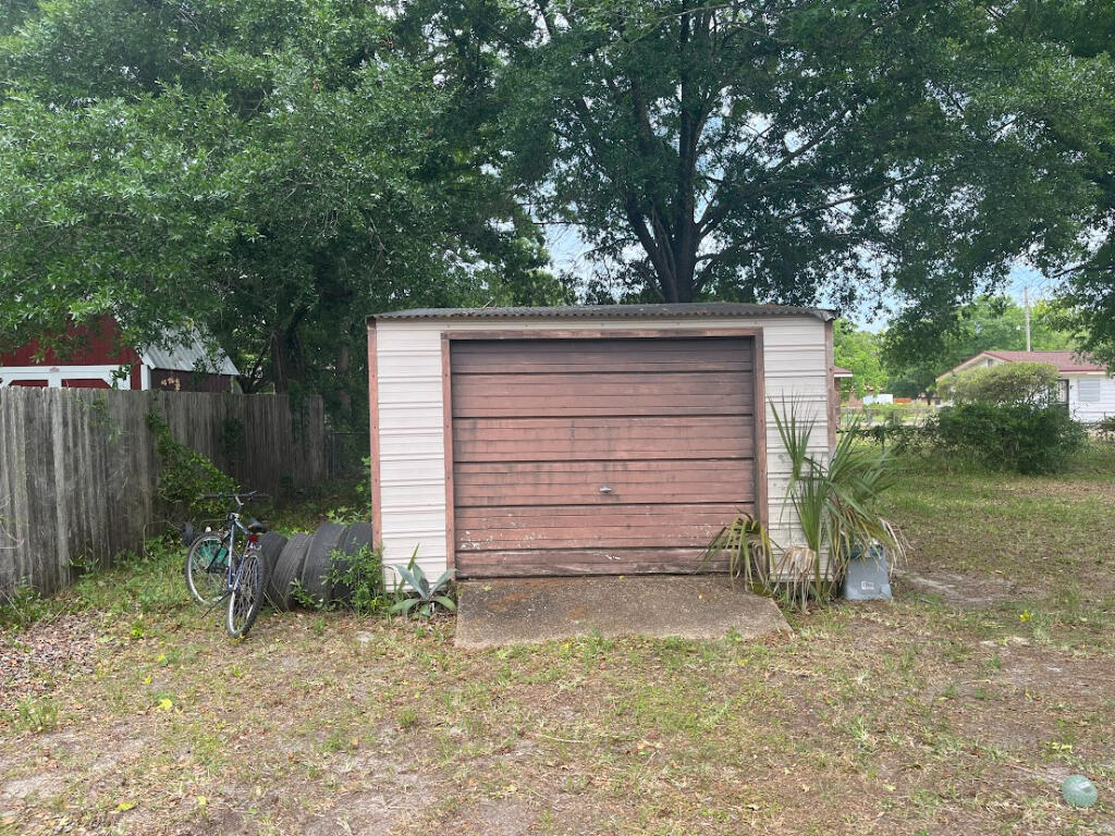 OAKLAND - Residential