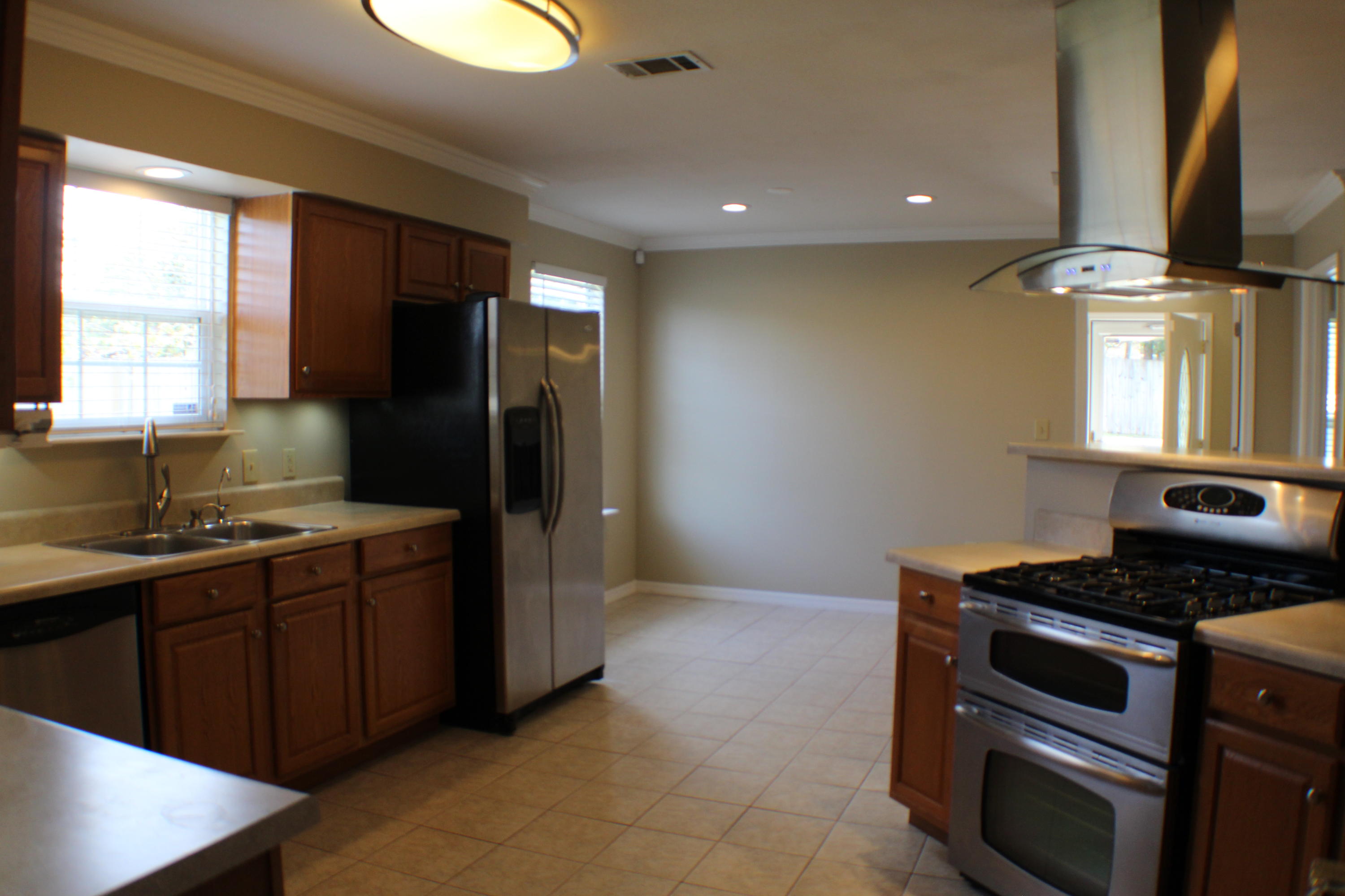 NORTHVIEW ESTATES 3RD ADDN - Residential