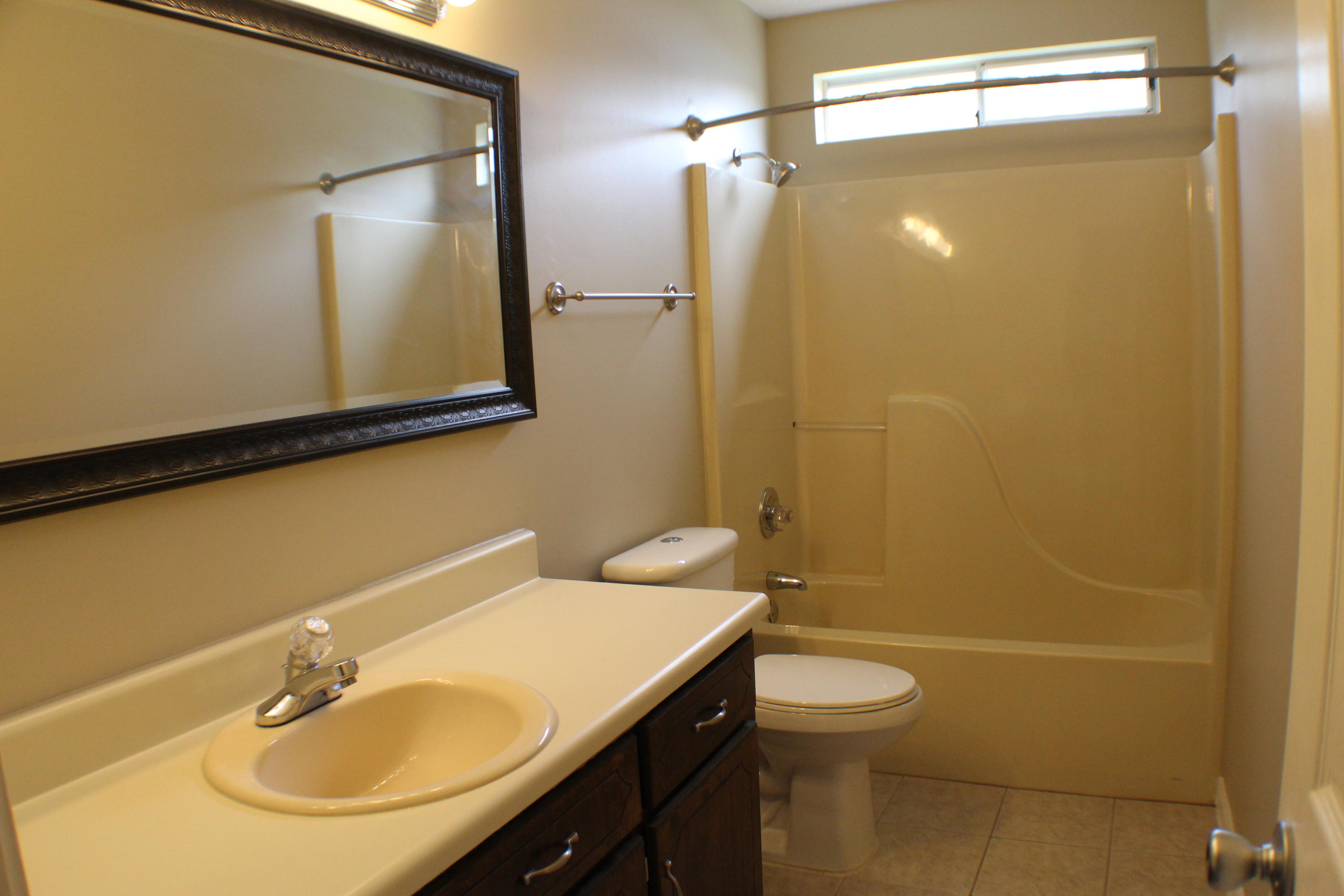 NORTHVIEW ESTATES 3RD ADDN - Residential