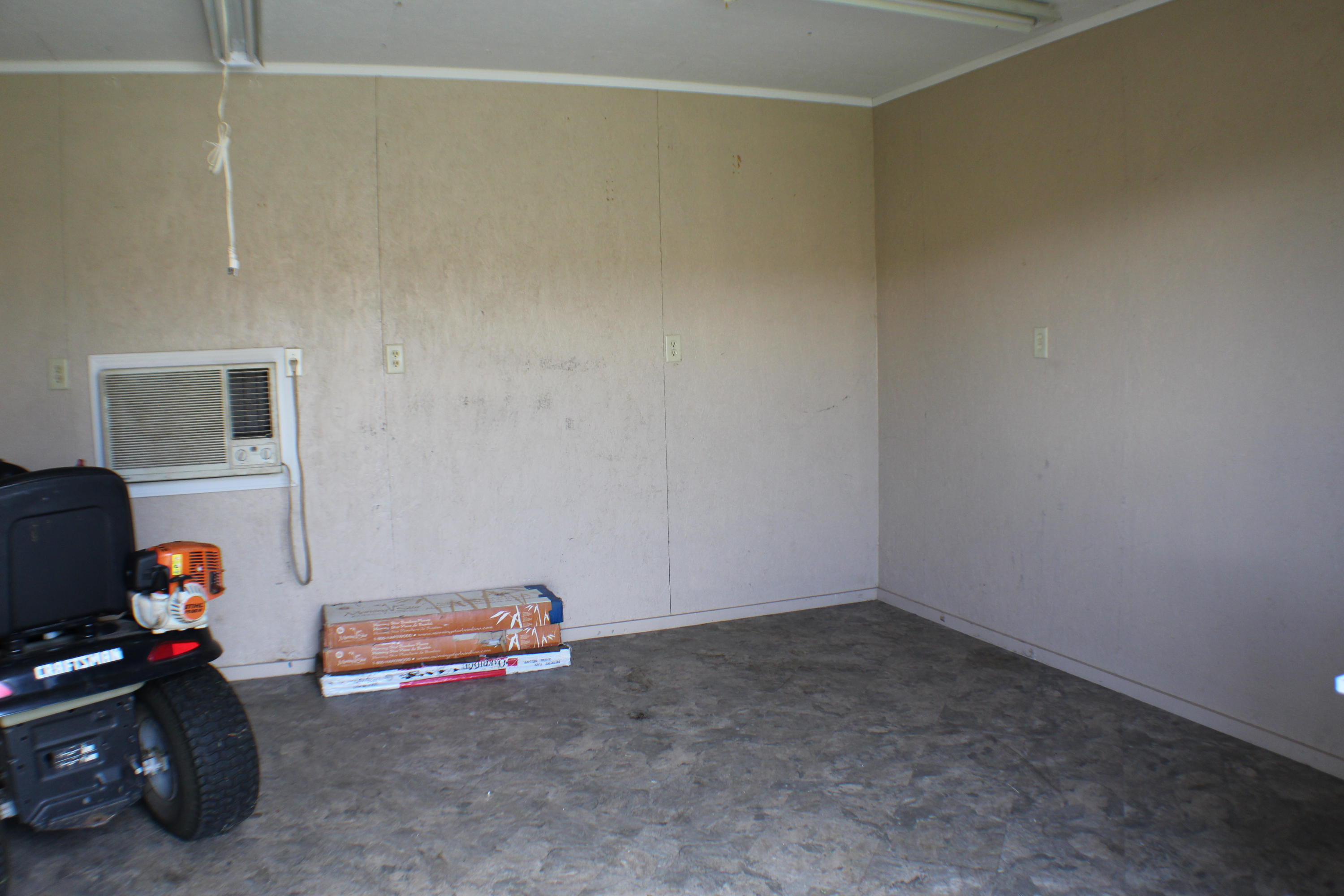 NORTHVIEW ESTATES 3RD ADDN - Residential