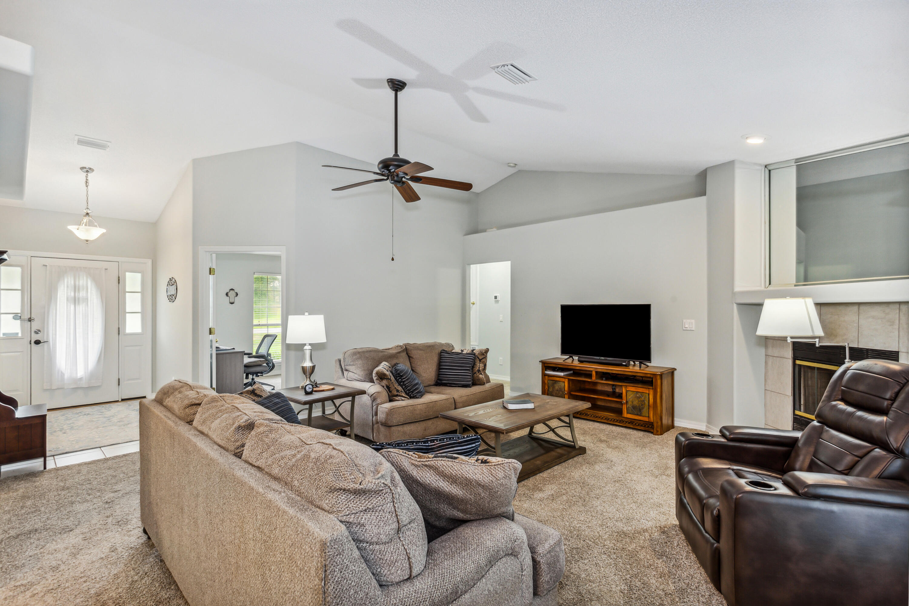 HOLLEY BY THE SEA - Residential