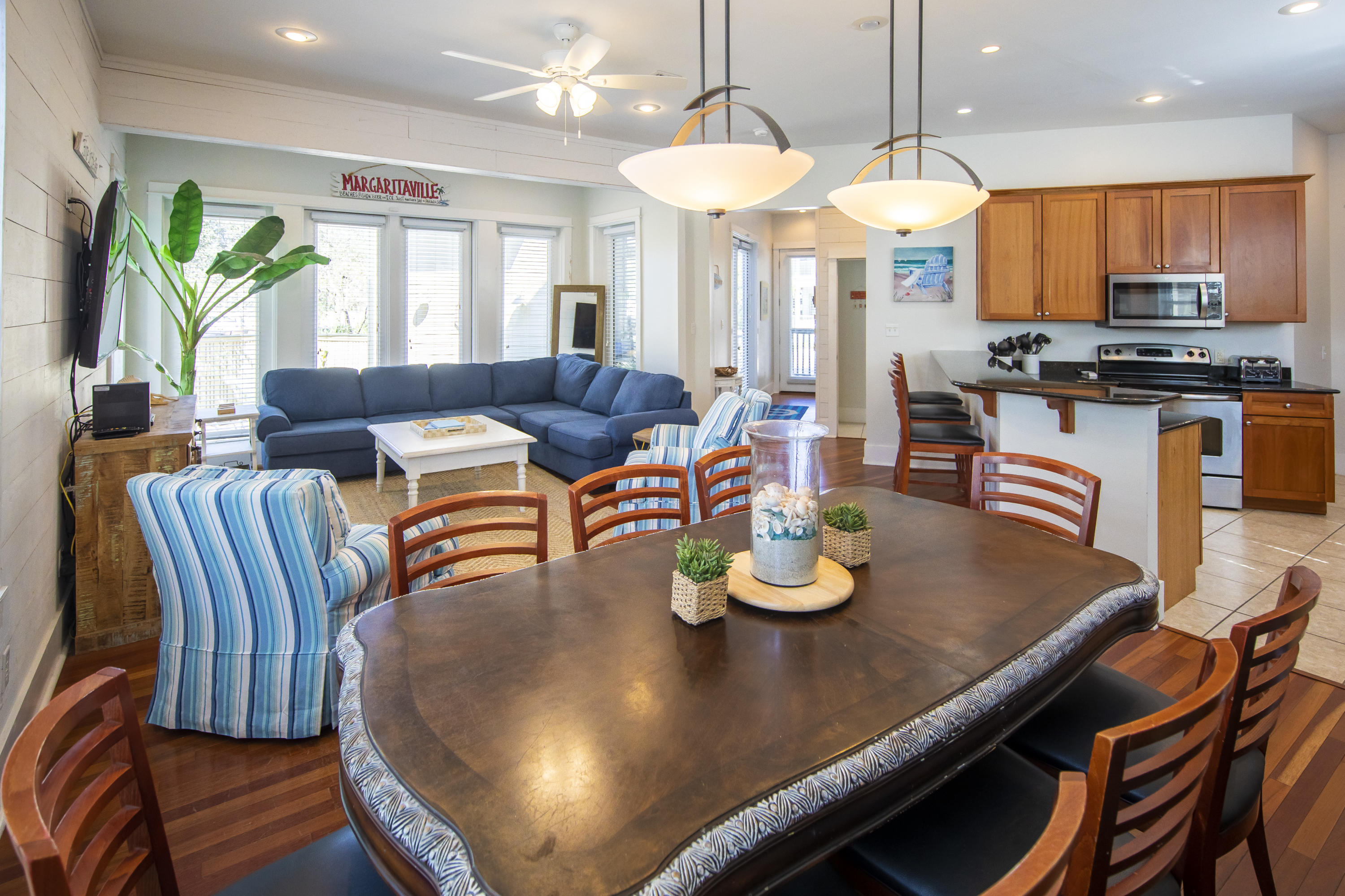 SUMMER'S EDGE - Residential