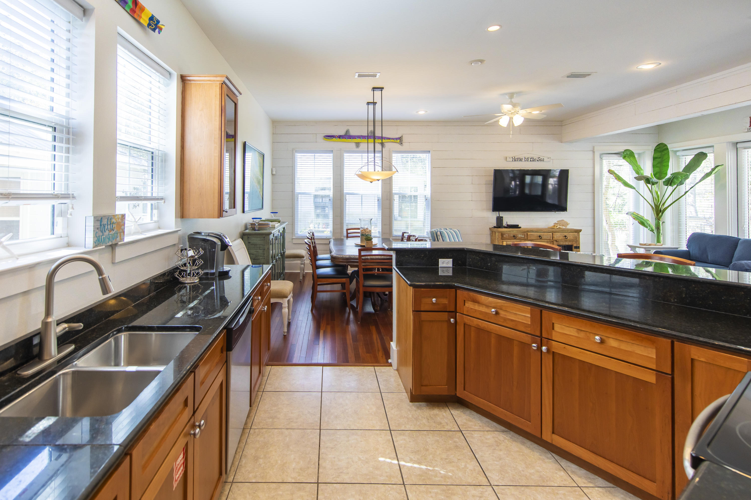 SUMMER'S EDGE - Residential