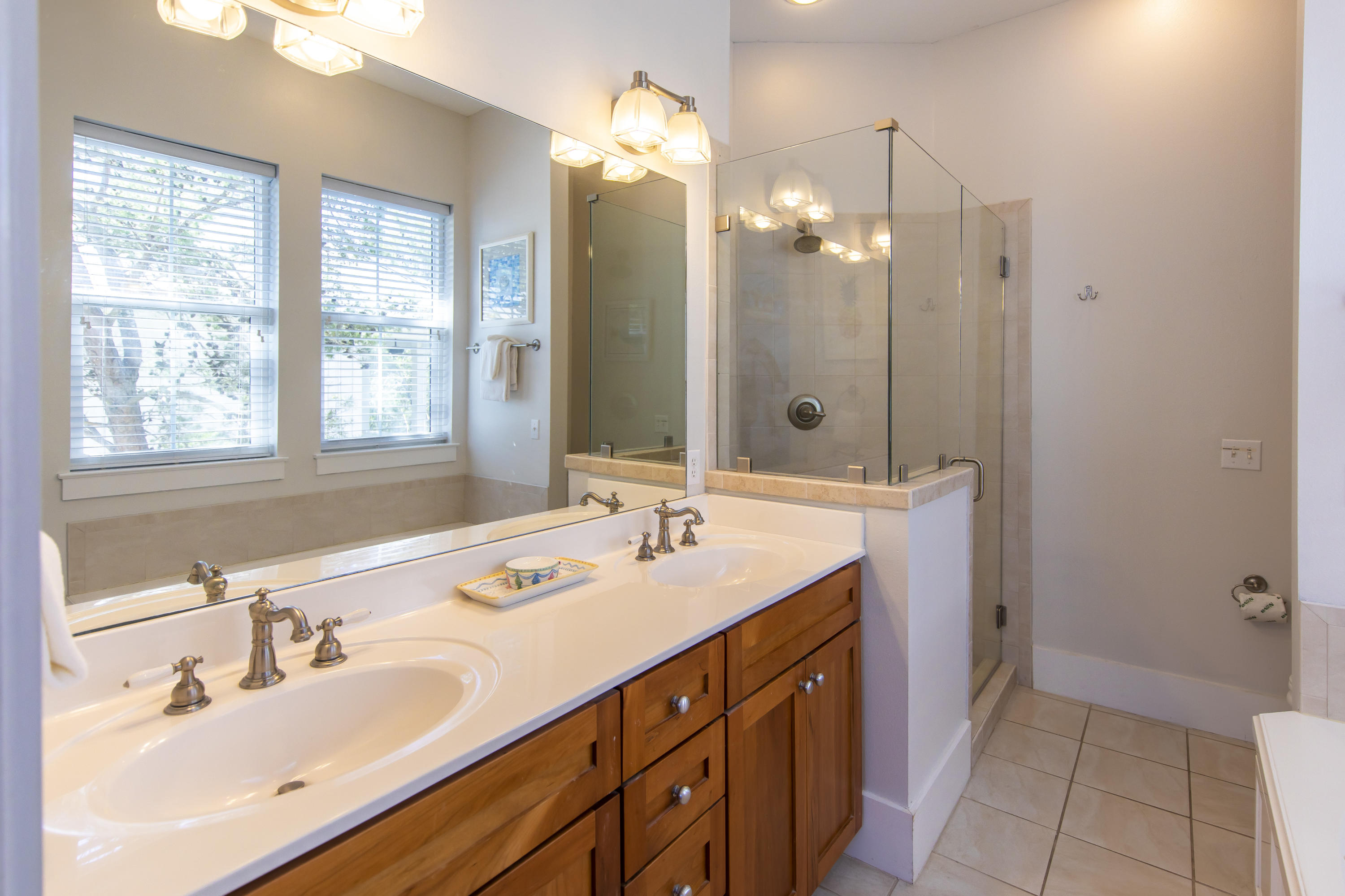 SUMMER'S EDGE - Residential