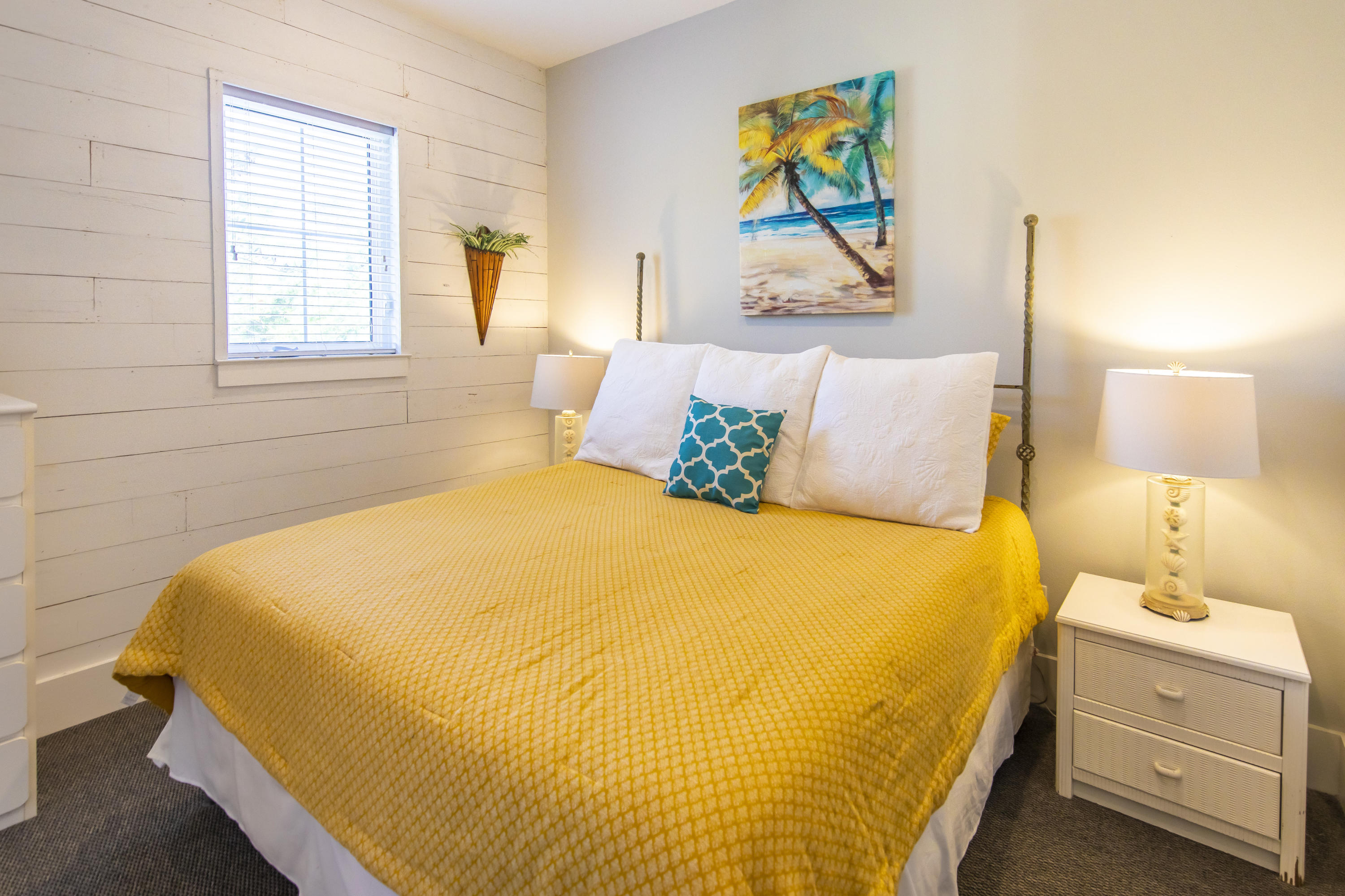 SUMMER'S EDGE - Residential