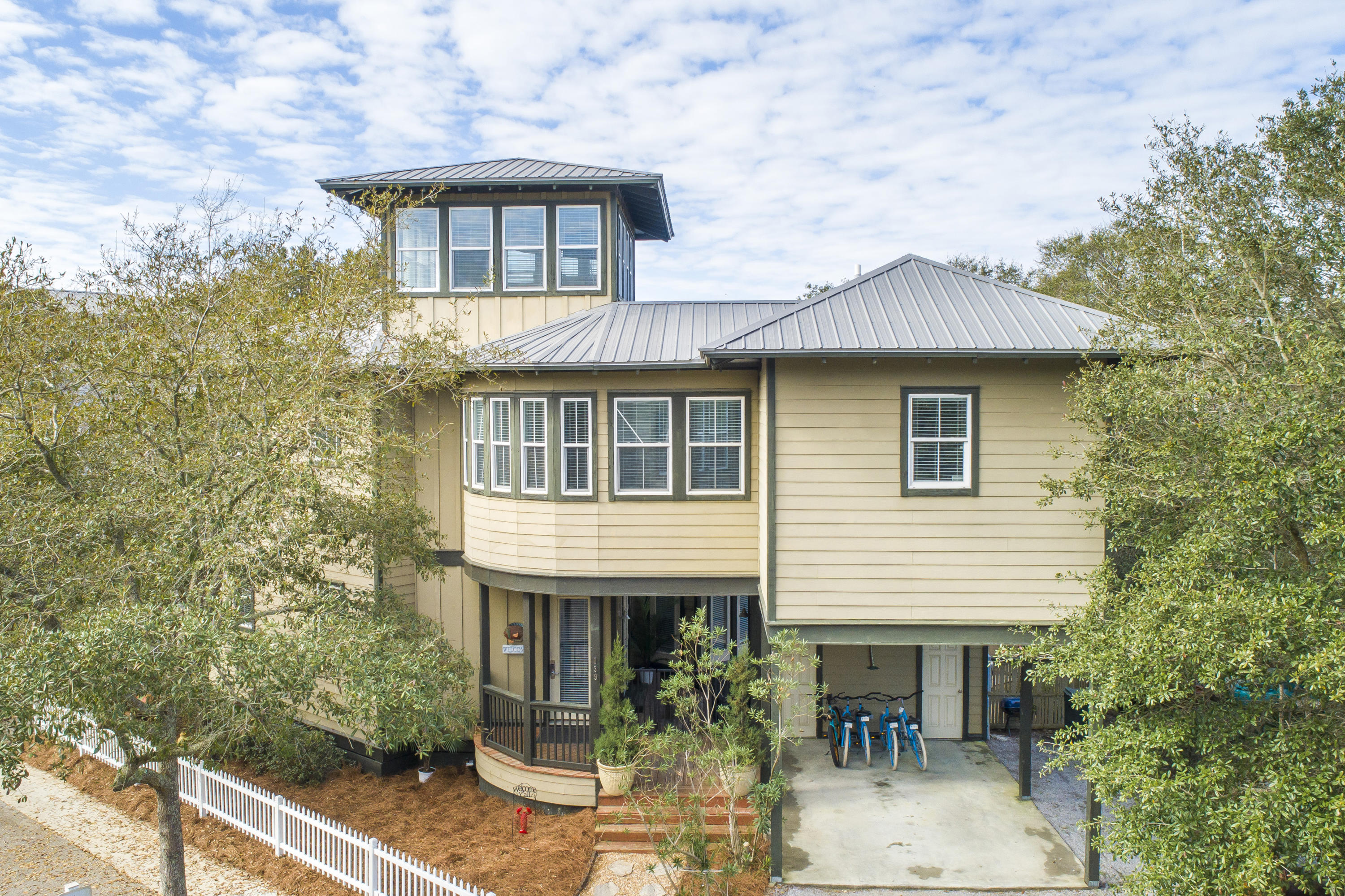 SUMMER'S EDGE - Residential