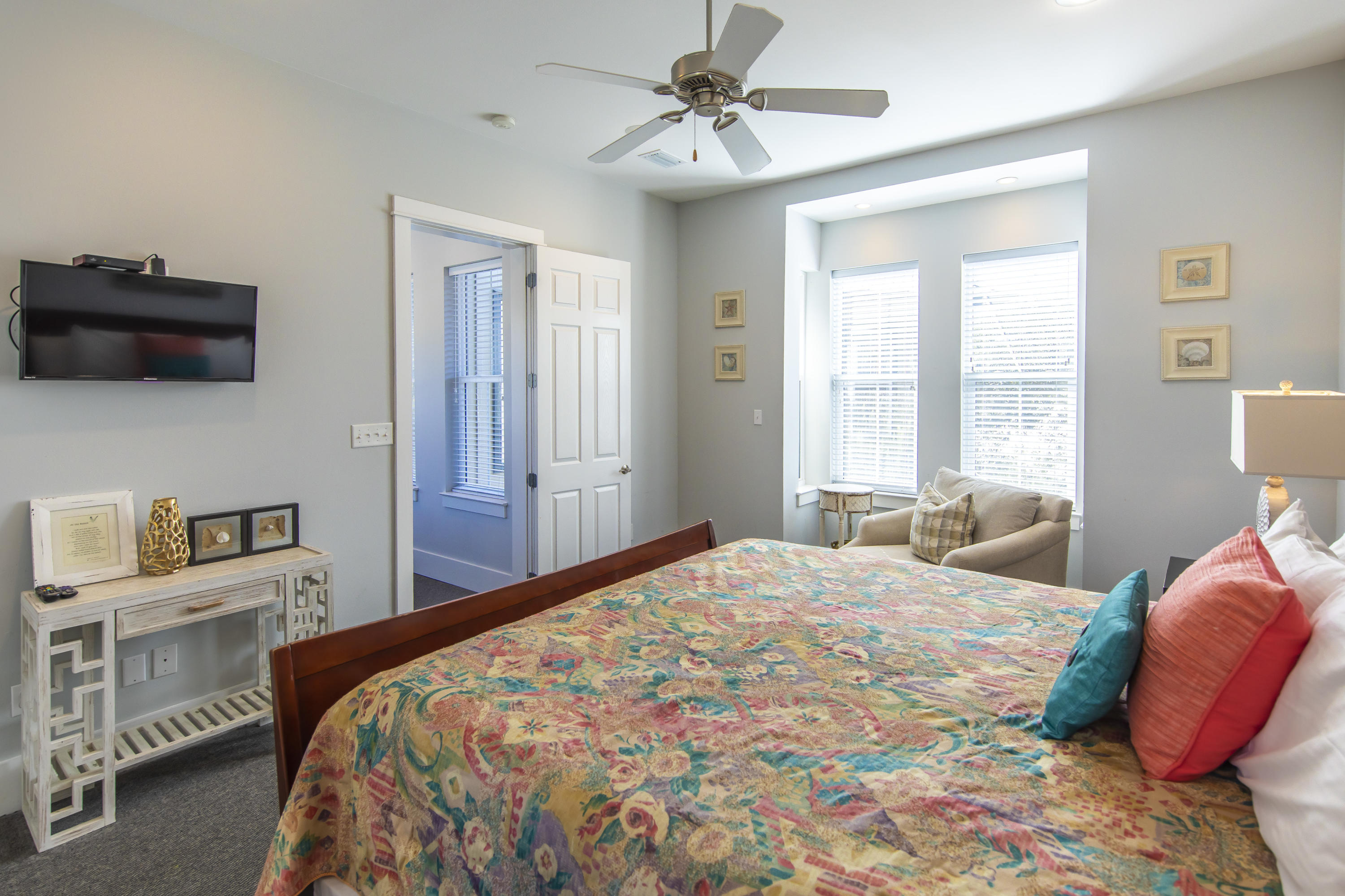 SUMMER'S EDGE - Residential