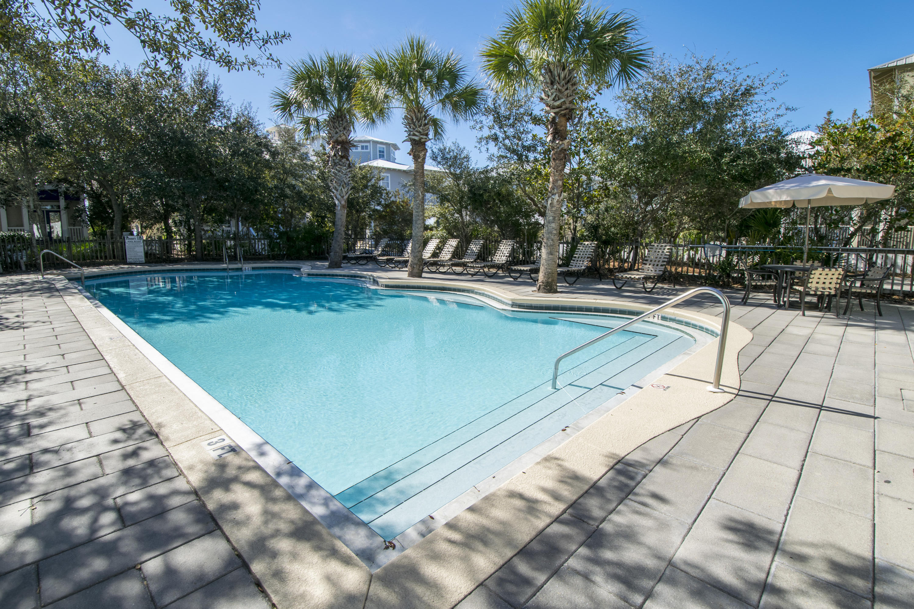 SUMMER'S EDGE - Residential