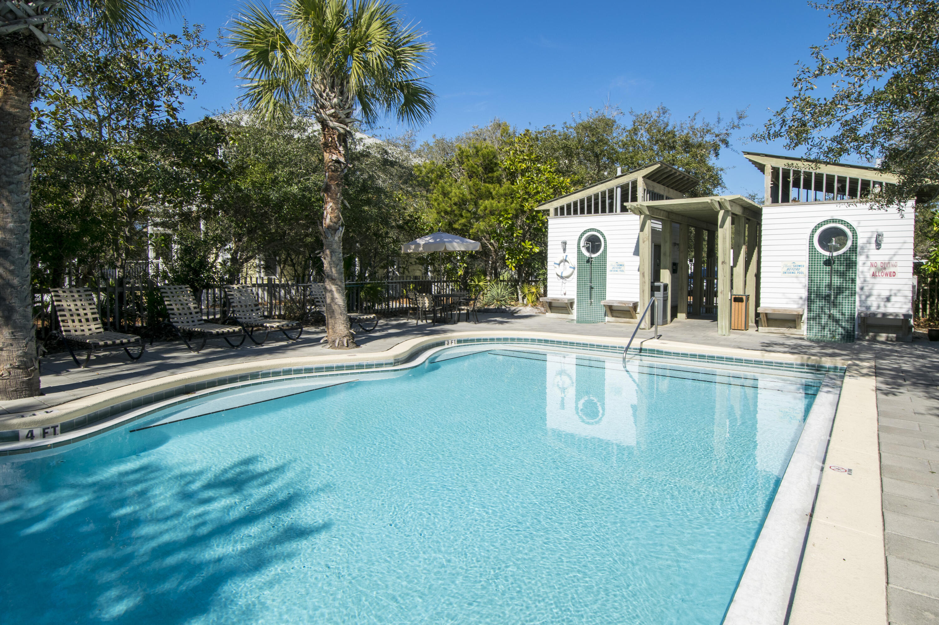 SUMMER'S EDGE - Residential