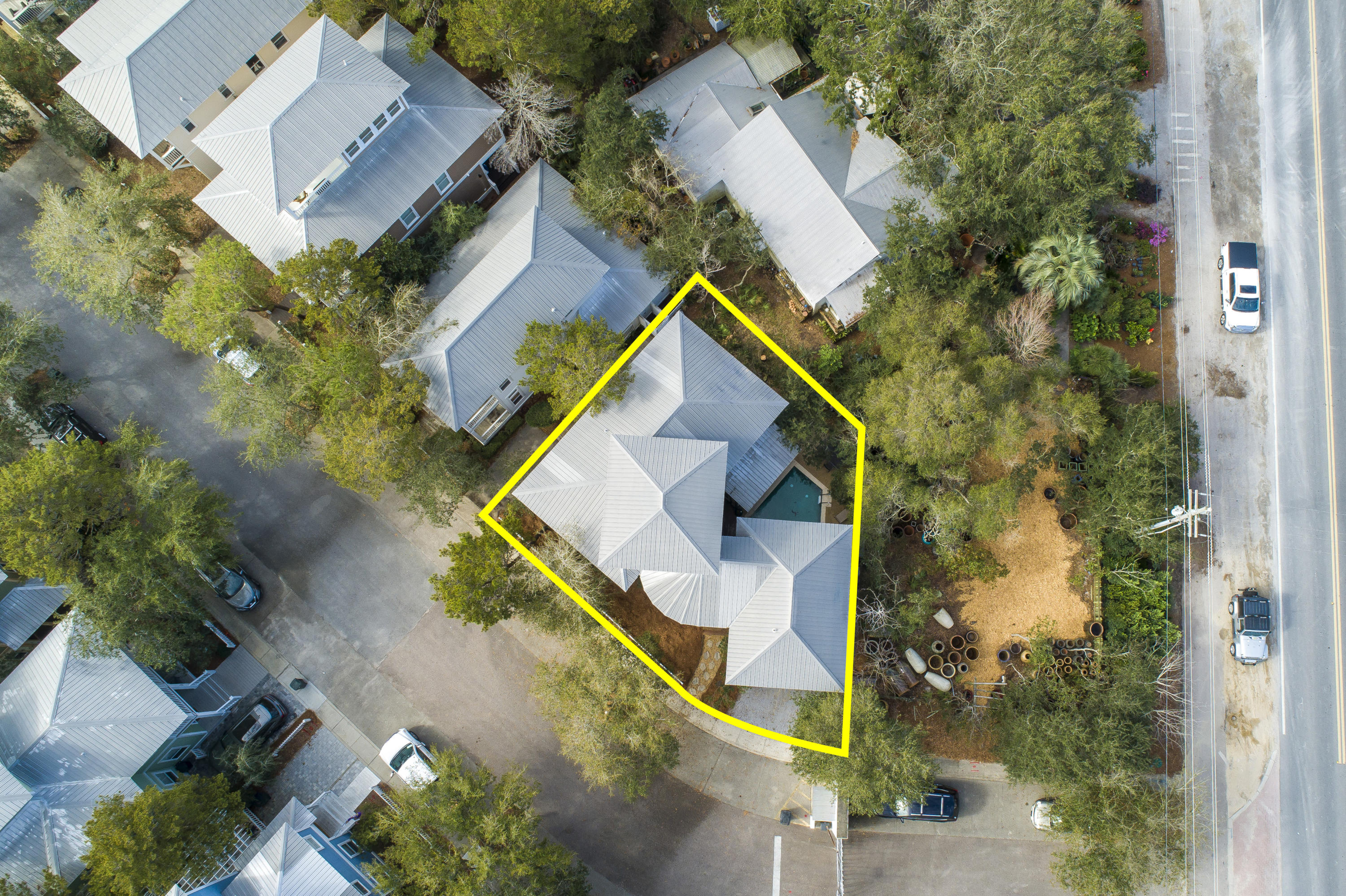 SUMMER'S EDGE - Residential