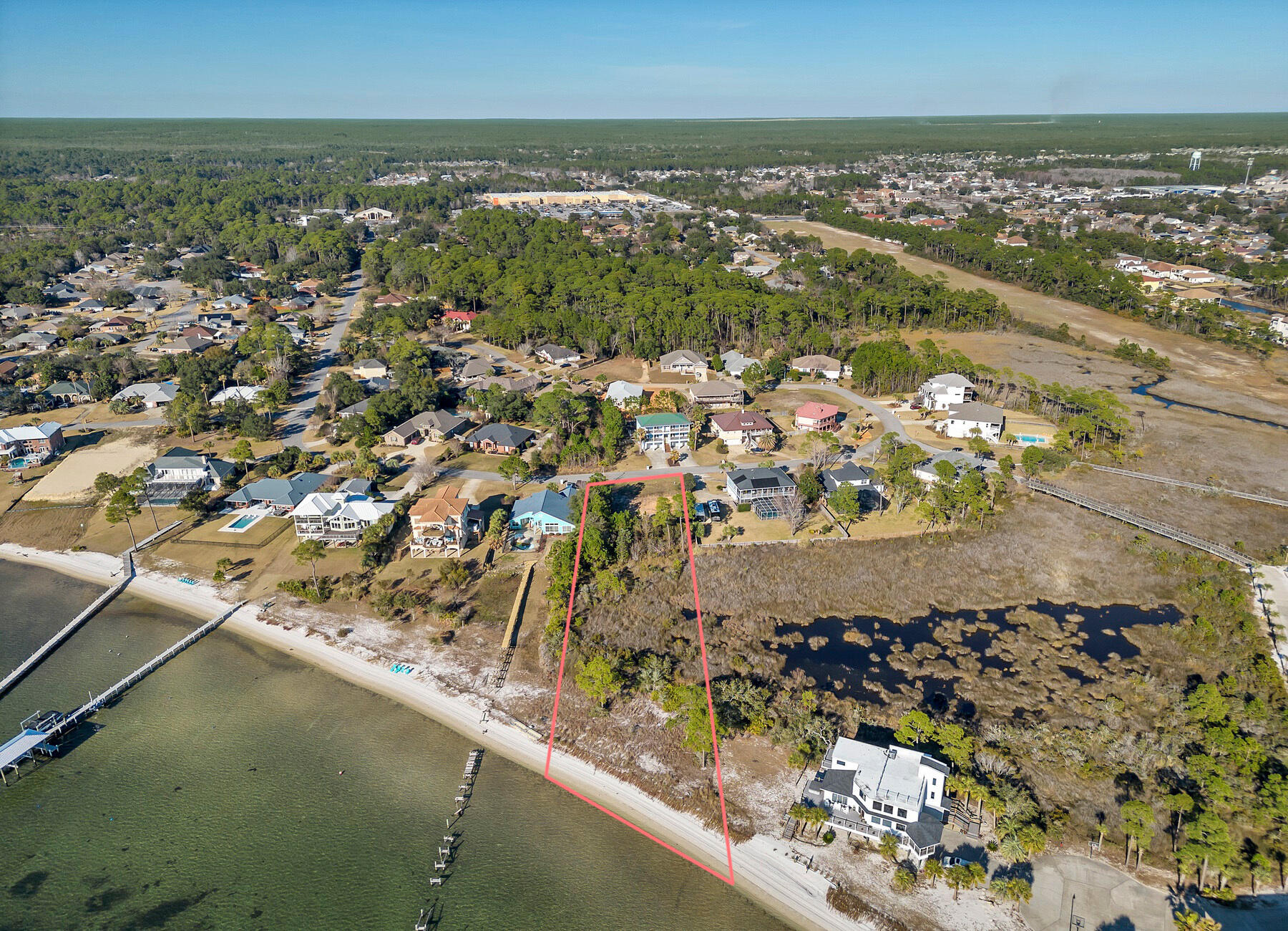 BISCAYNE POINTE - Land