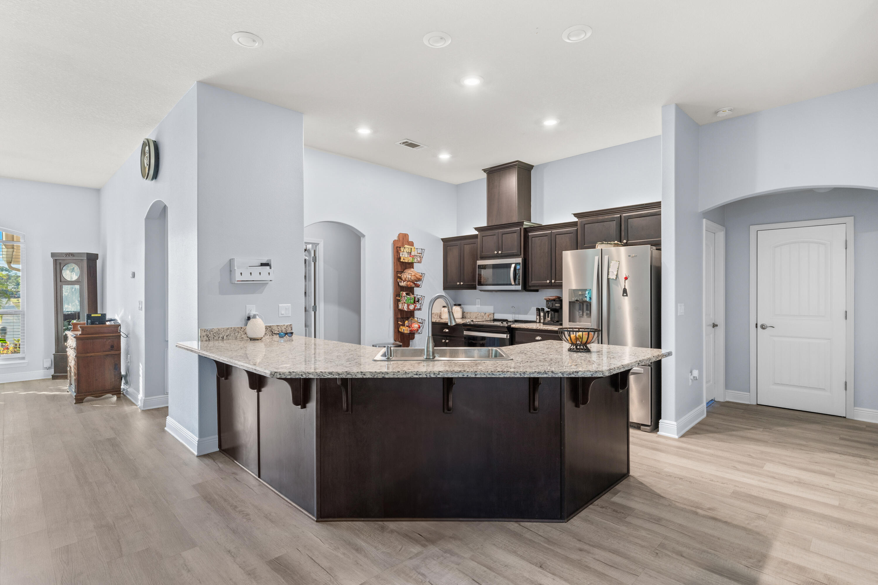 HOLLEY BY THE SEA - Residential
