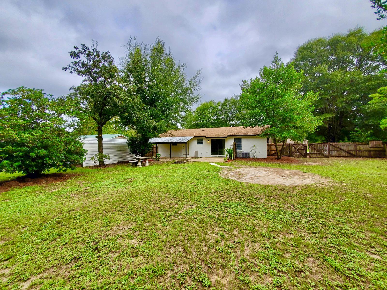 CRESTVIEW - Residential