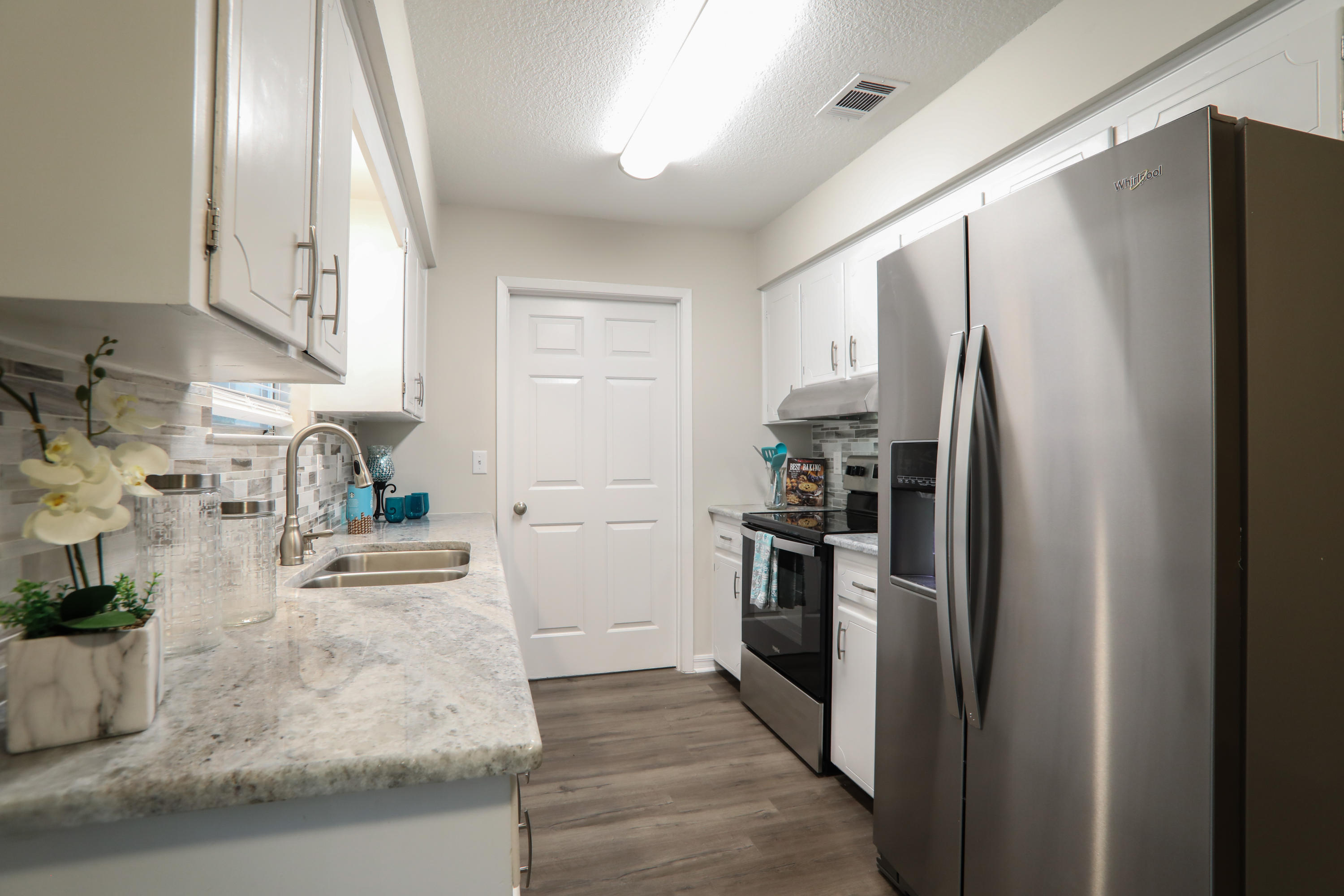 CRESTVIEW - Residential