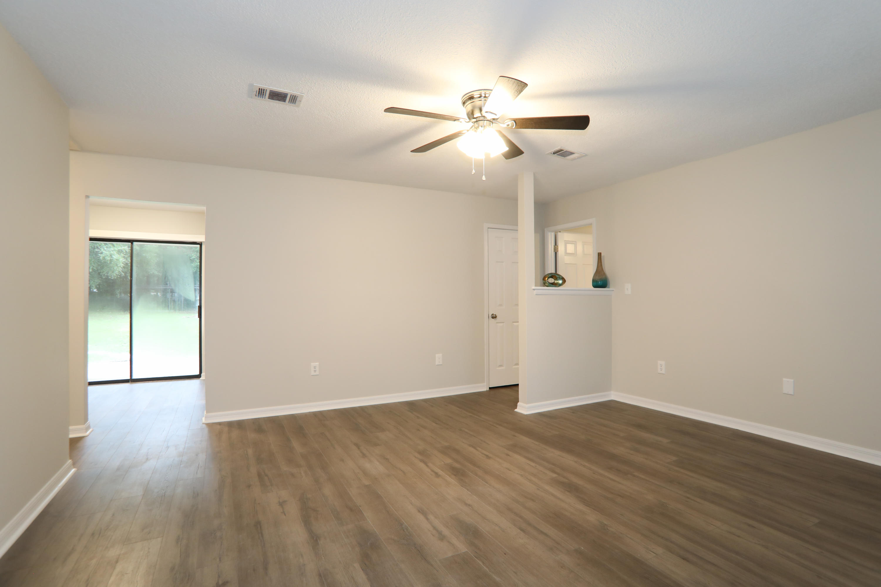 CRESTVIEW - Residential