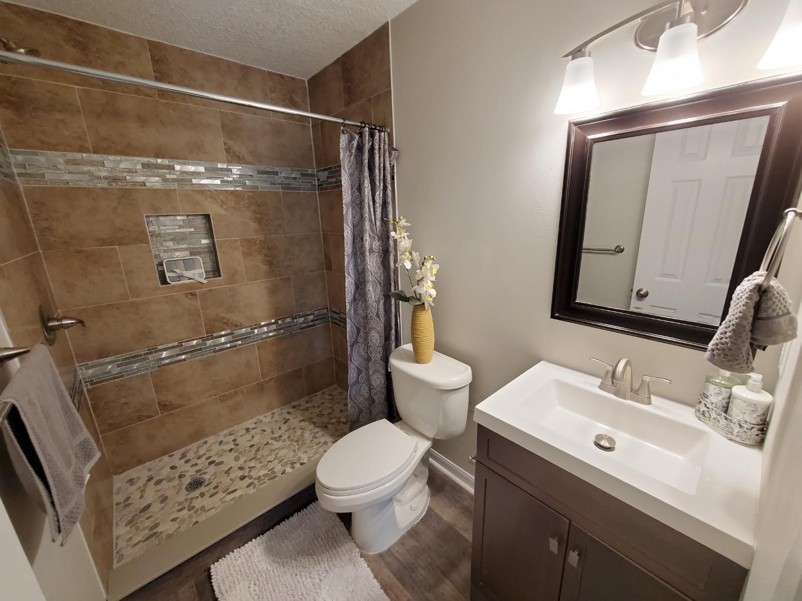 CRESTVIEW - Residential