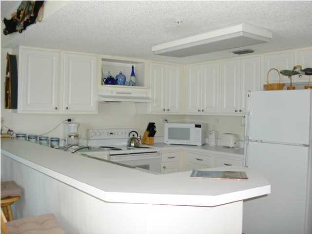 ISLANDER BEACH RESORT PH 2 - Residential