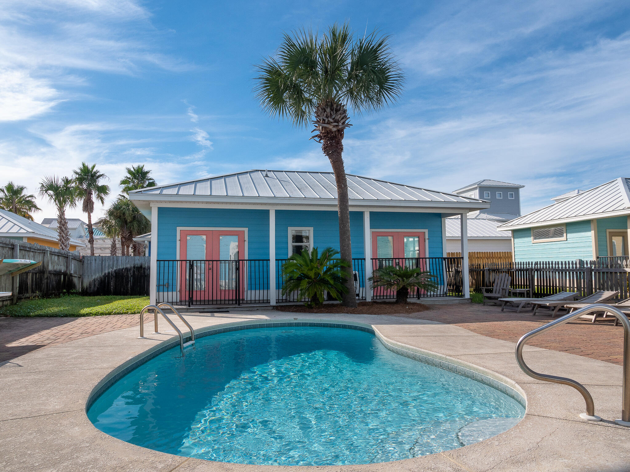 CRYSTAL BEACH - Residential