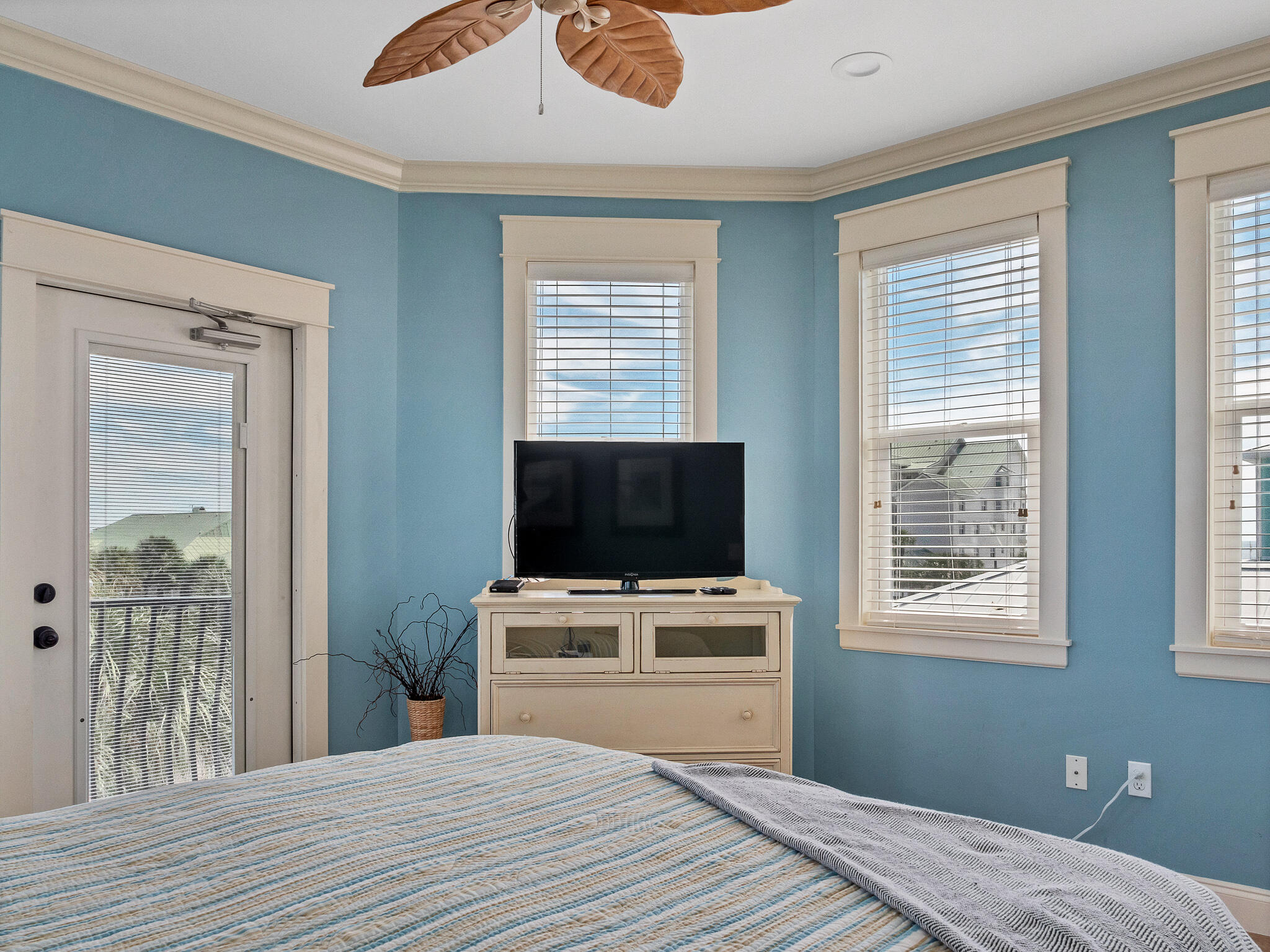 CRYSTAL BEACH - Residential