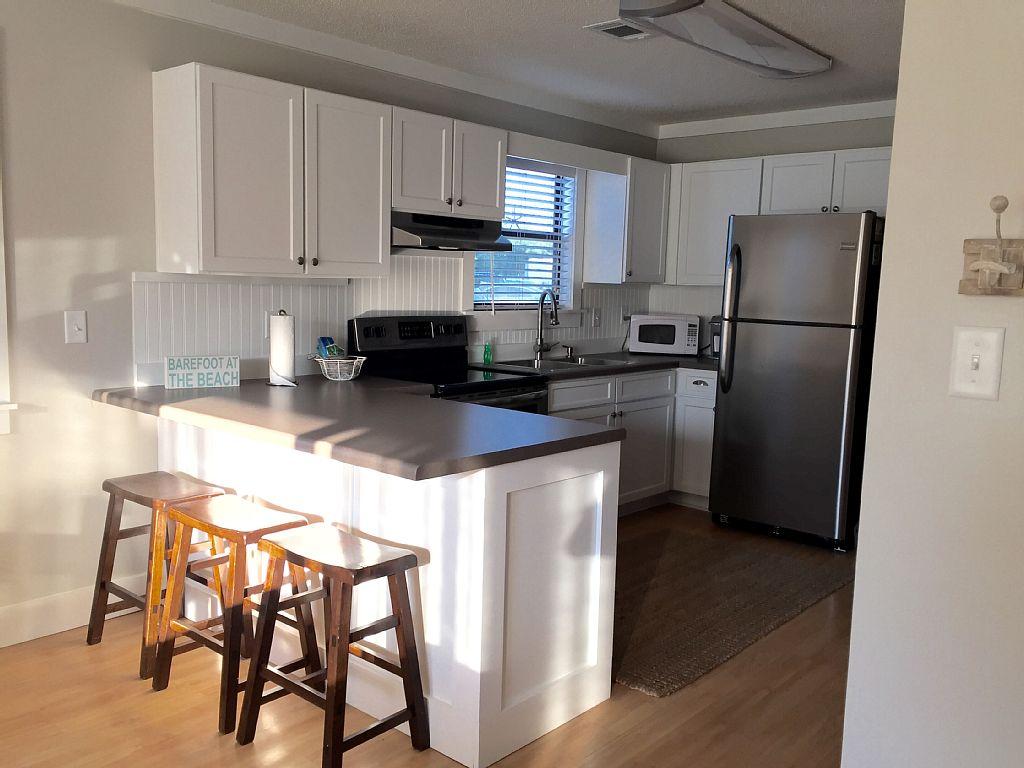 BEACHWOOD VILLAS CONDO - Residential