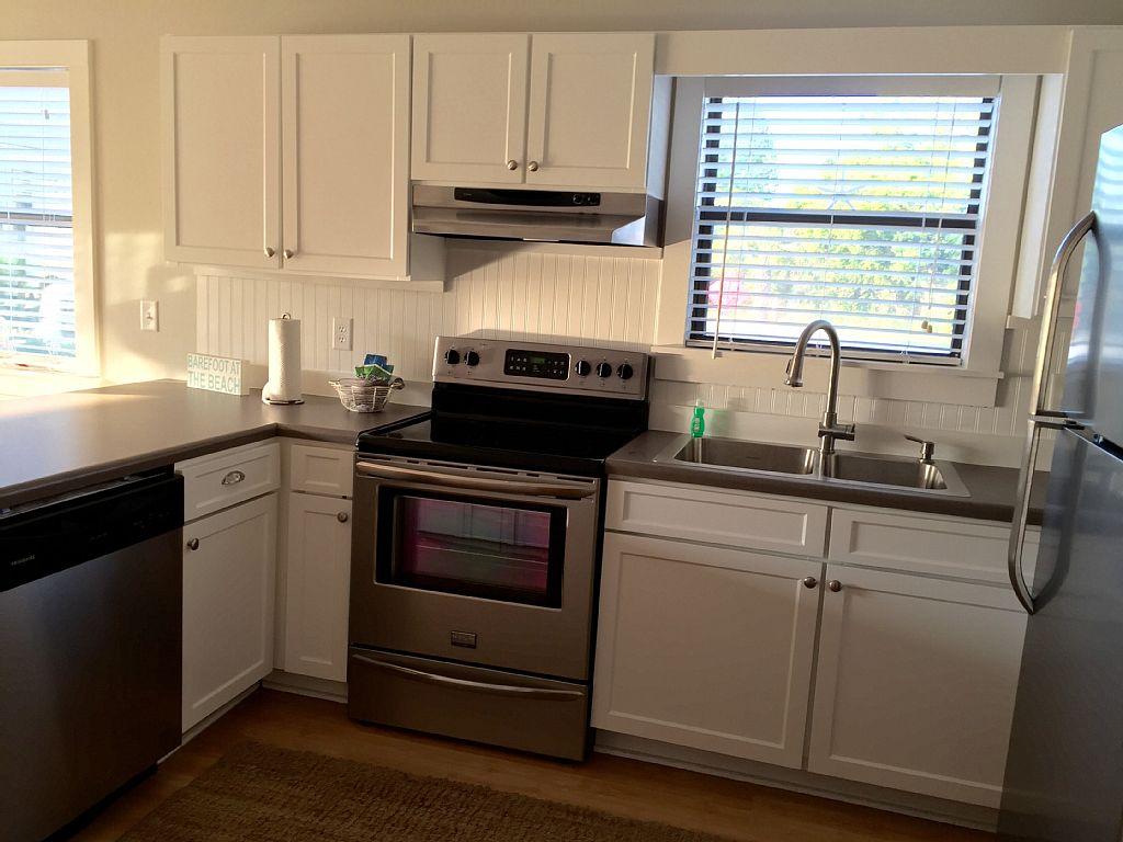 BEACHWOOD VILLAS CONDO - Residential