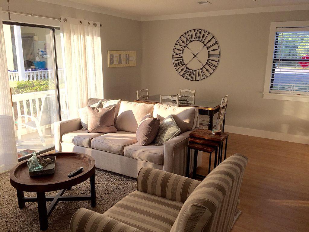 BEACHWOOD VILLAS CONDO - Residential