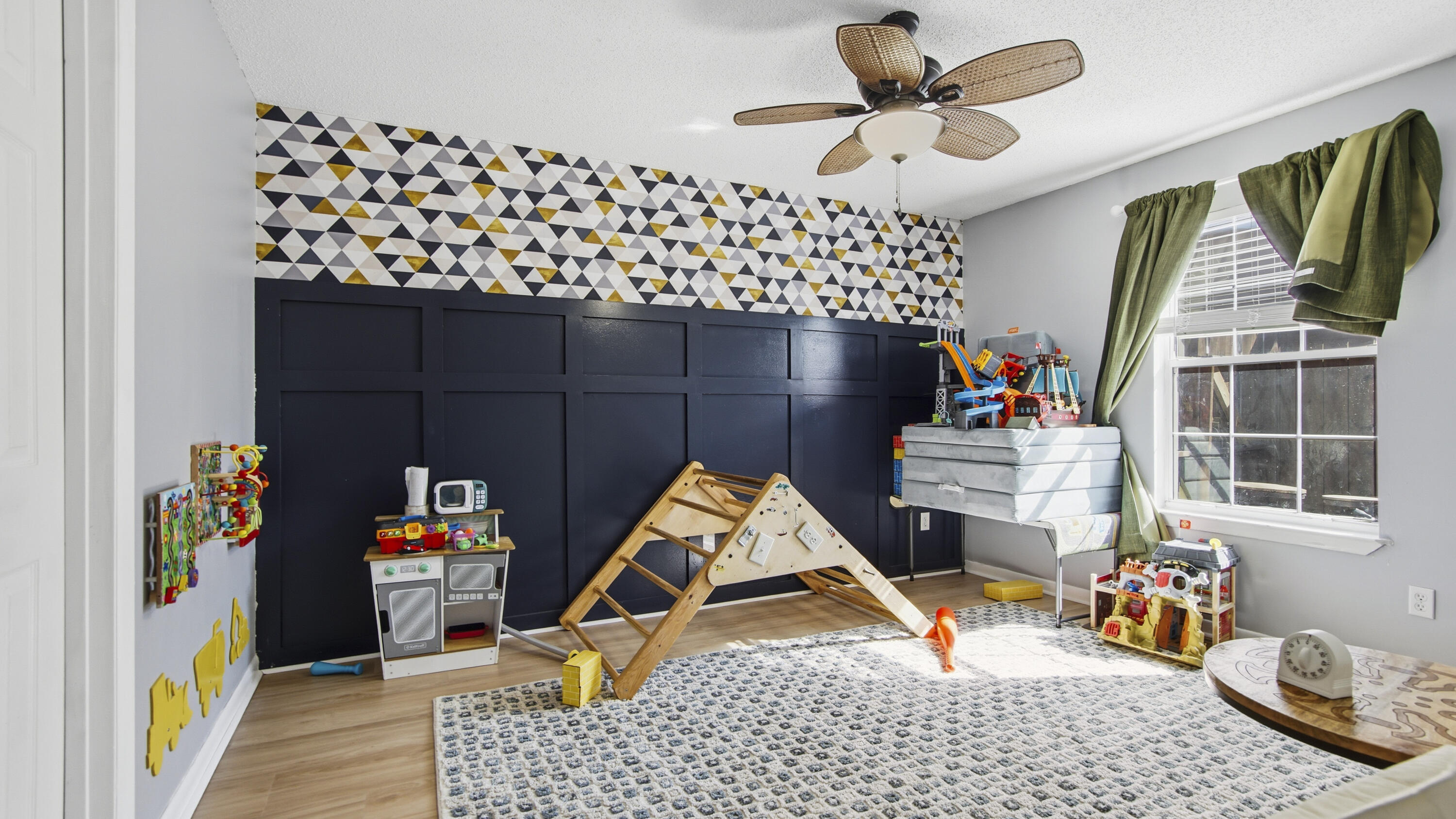 EL CENTRO BEACH - Residential