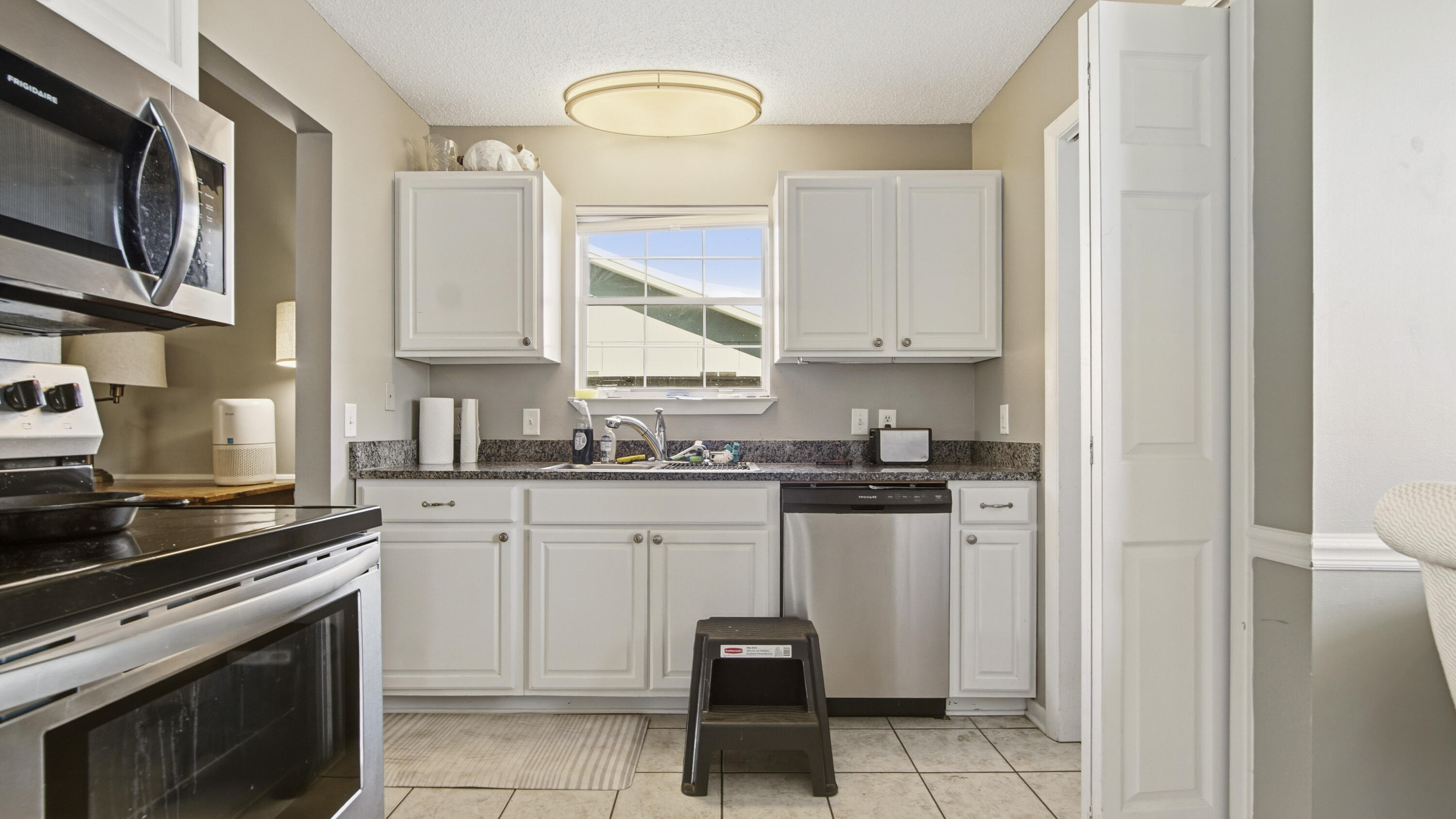 EL CENTRO BEACH - Residential