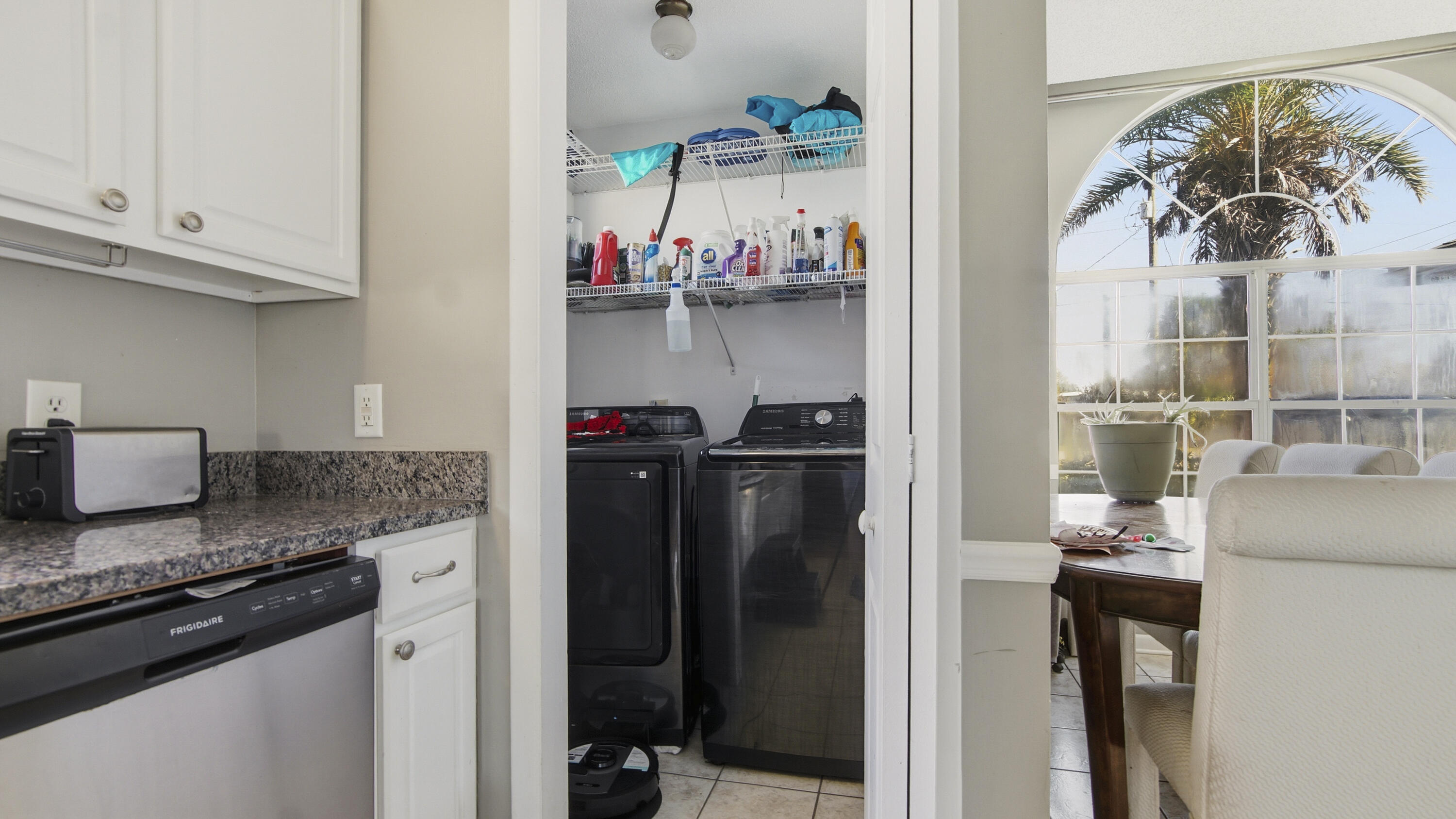 EL CENTRO BEACH - Residential