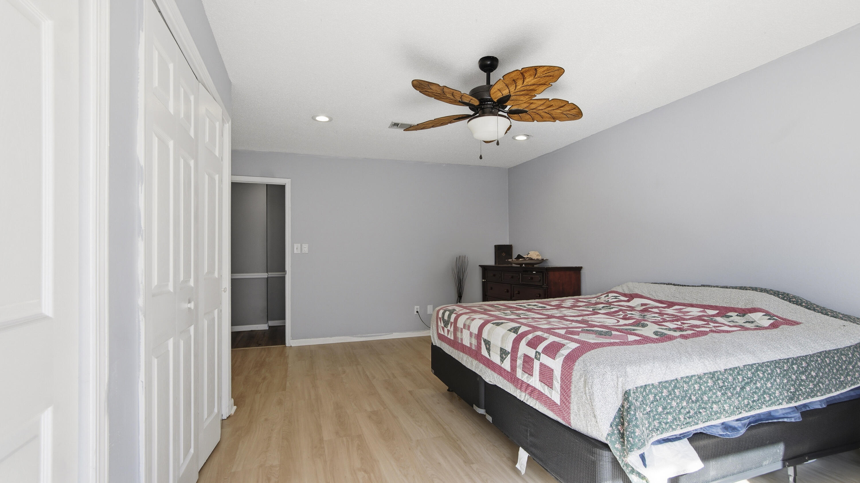 EL CENTRO BEACH - Residential