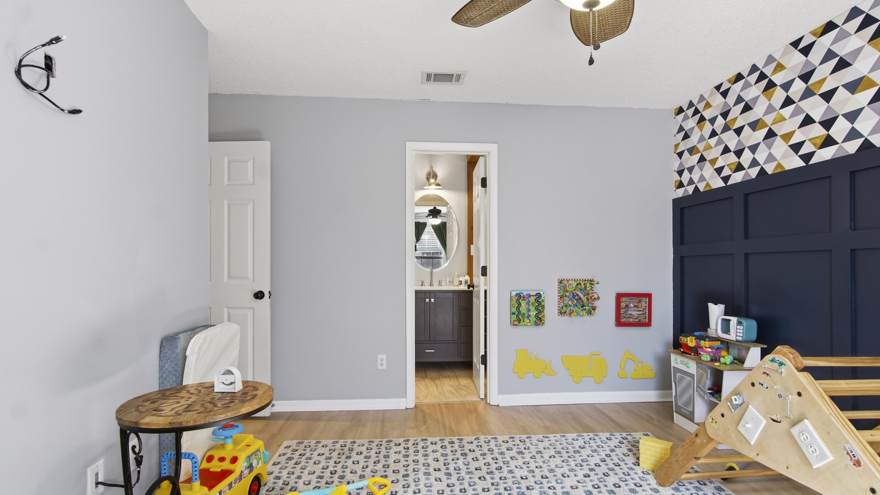 EL CENTRO BEACH - Residential