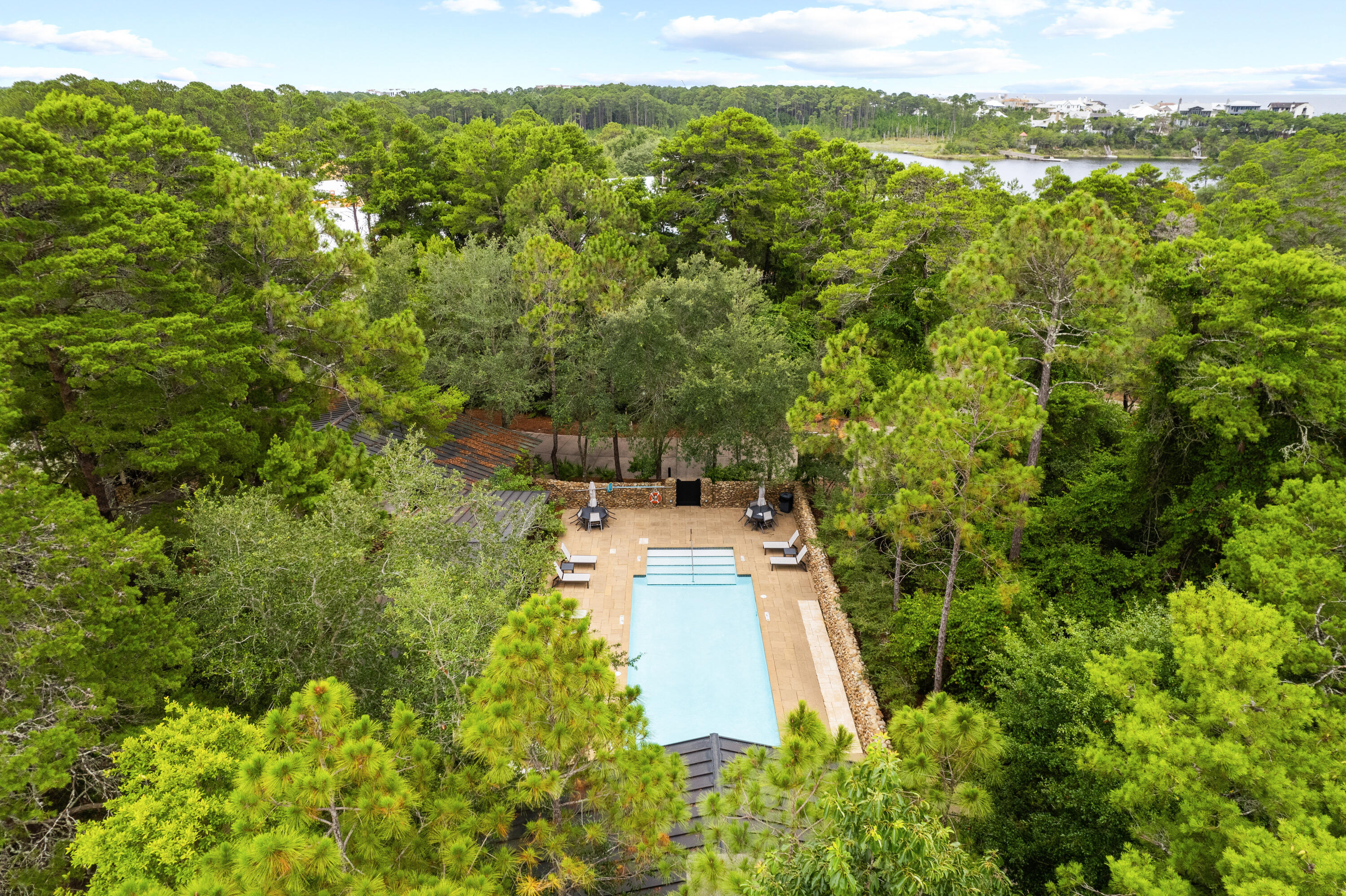 DRAPER LAKE COASTAL VILLAGE - Residential